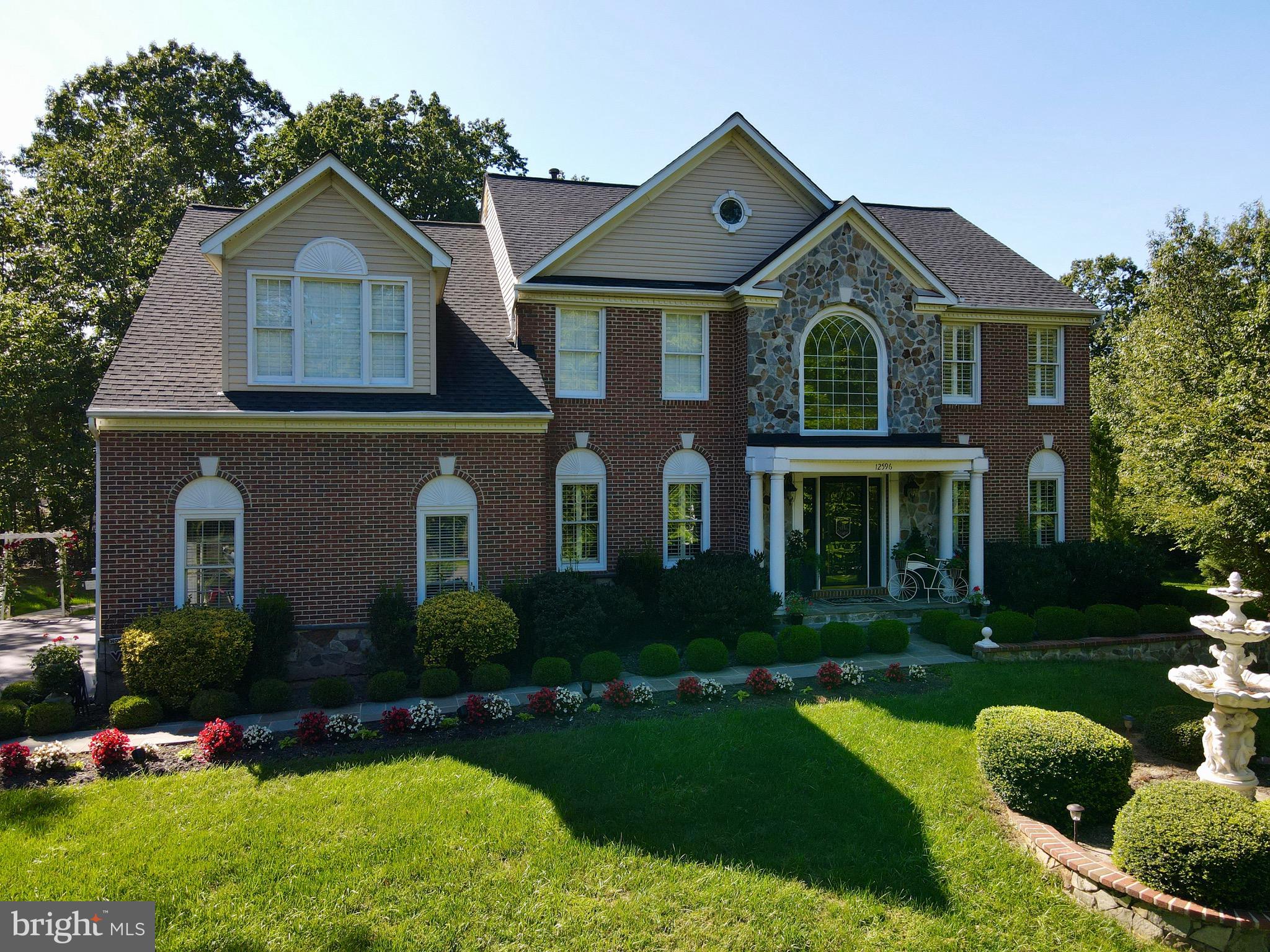 BARRINGTON OAKS - Residential