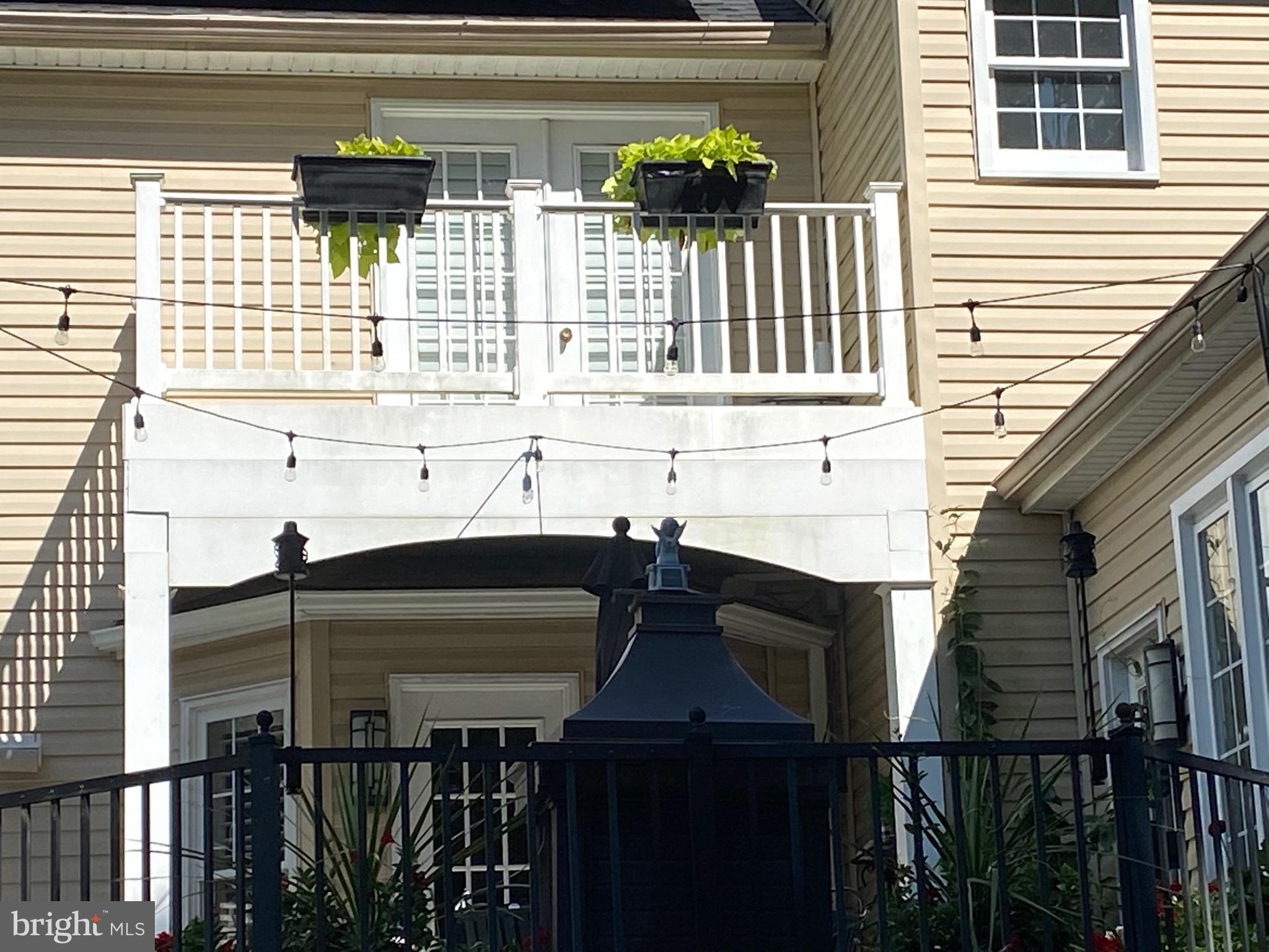 BARRINGTON OAKS - Residential