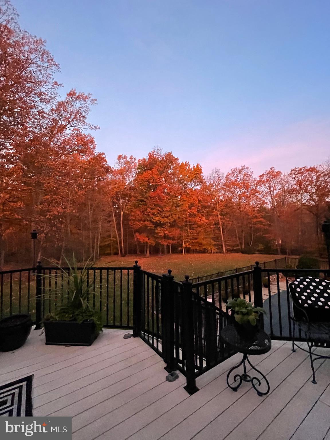 BARRINGTON OAKS - Residential