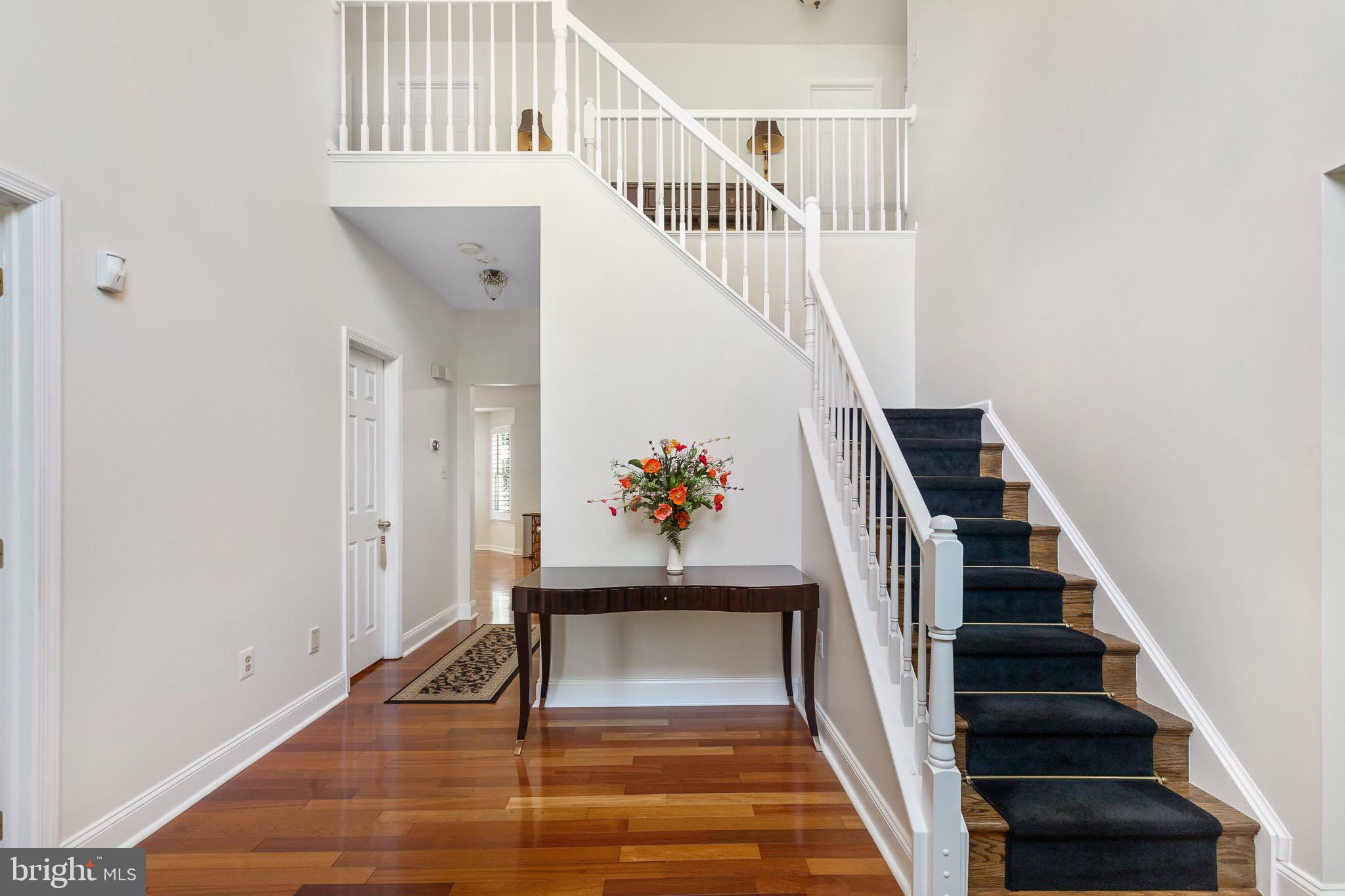 BARRINGTON OAKS - Residential