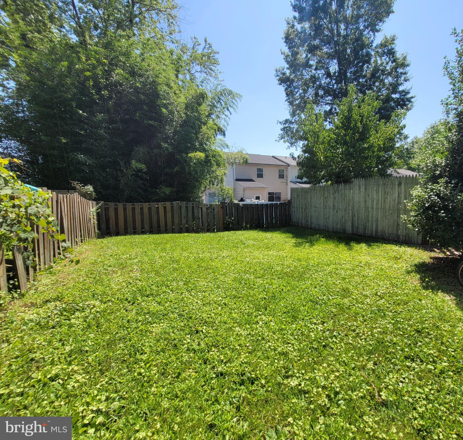 1557 CHARLESTOWN DRIVE