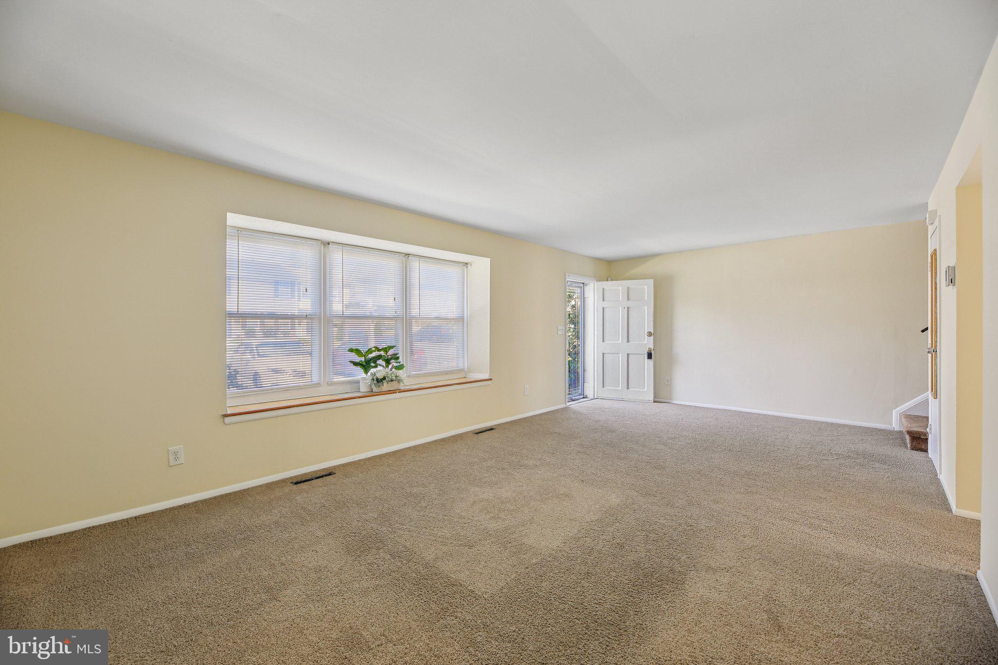 1557 CHARLESTOWN DRIVE