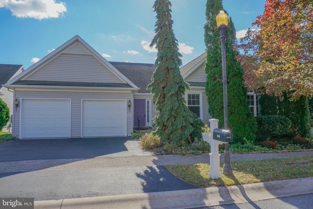 Photo of 1221 Brighton Avenue, LITITZ, PA 17543 (MLS # PALA2079028)