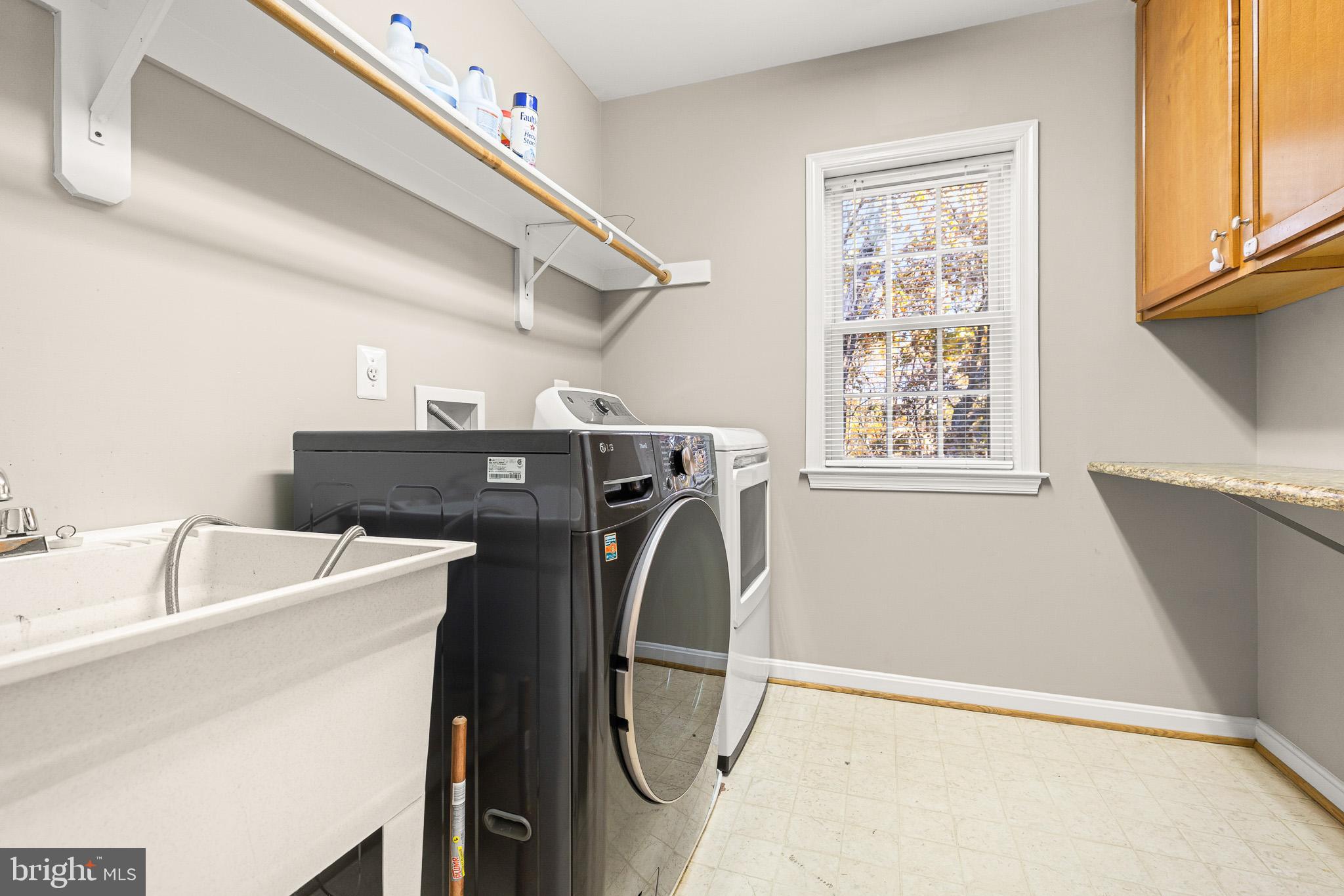 APPLE MT LAKE - Residential