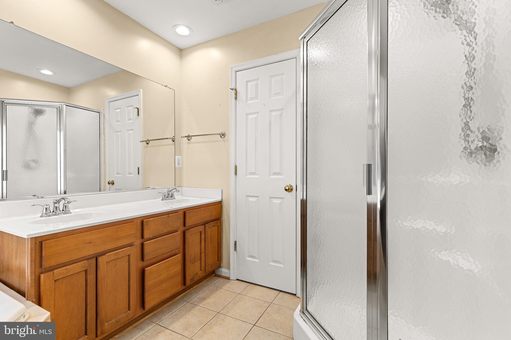 APPLE MT LAKE - Residential