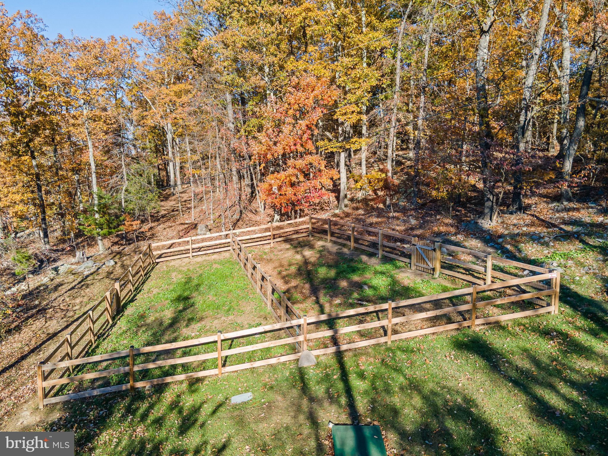 APPLE MT LAKE - Residential