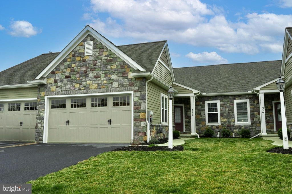 Photo of 375 Meadow Rose Drive, LITITZ, PA 17543 (MLS # PALA2066290)