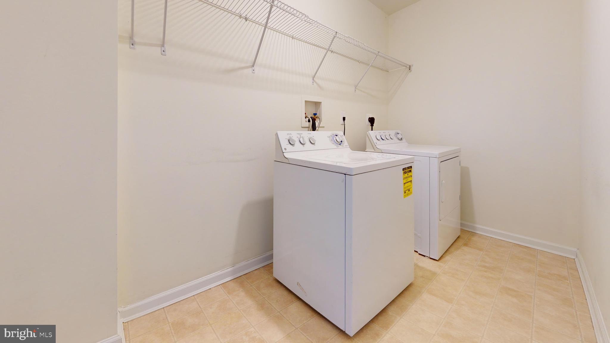 COUNTRYSIDE@U.SAUCON - Residential