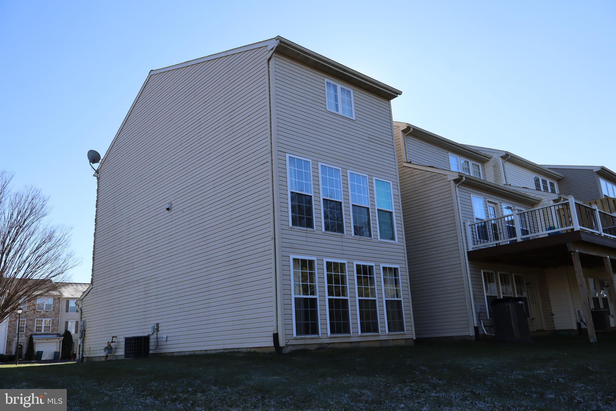 COUNTRYSIDE@U.SAUCON - Residential