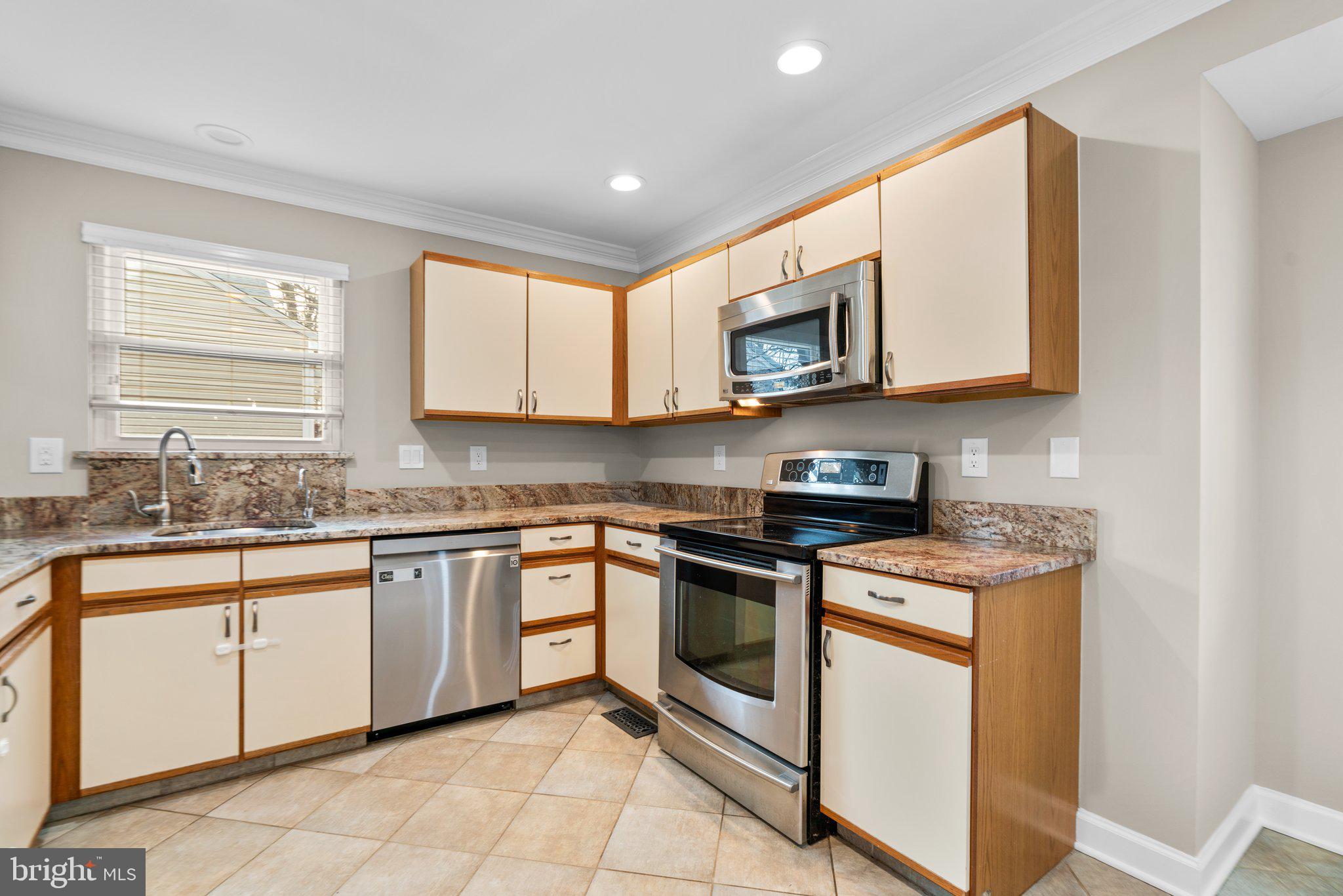 KINGS CONTRIVANCE - Residential