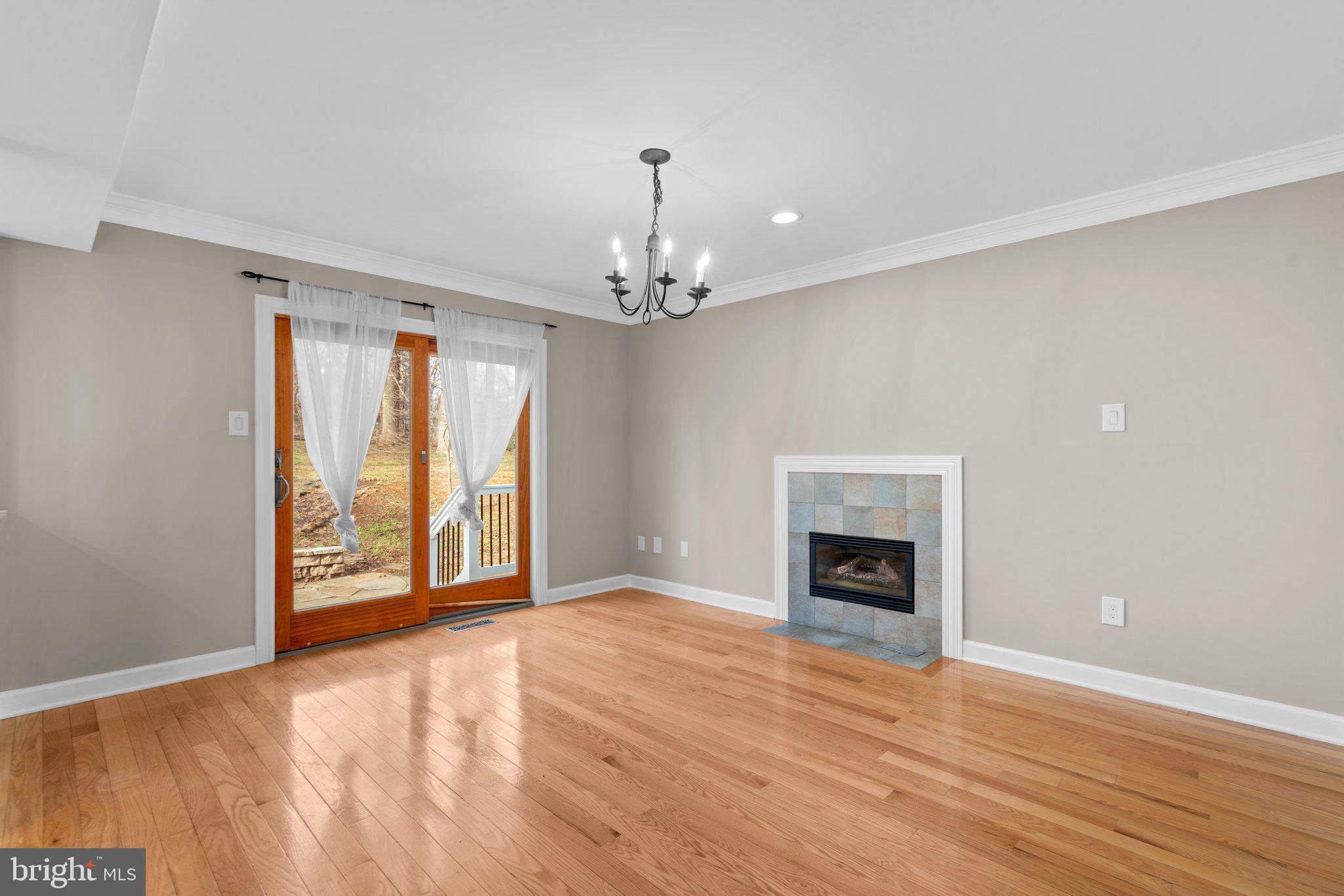 KINGS CONTRIVANCE - Residential