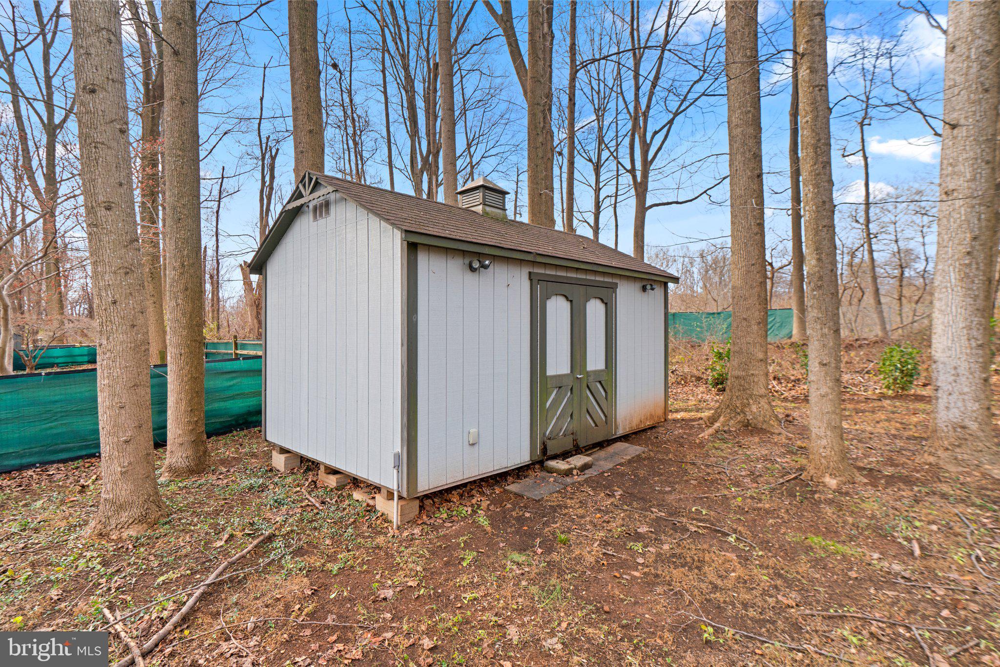 KINGS CONTRIVANCE - Residential