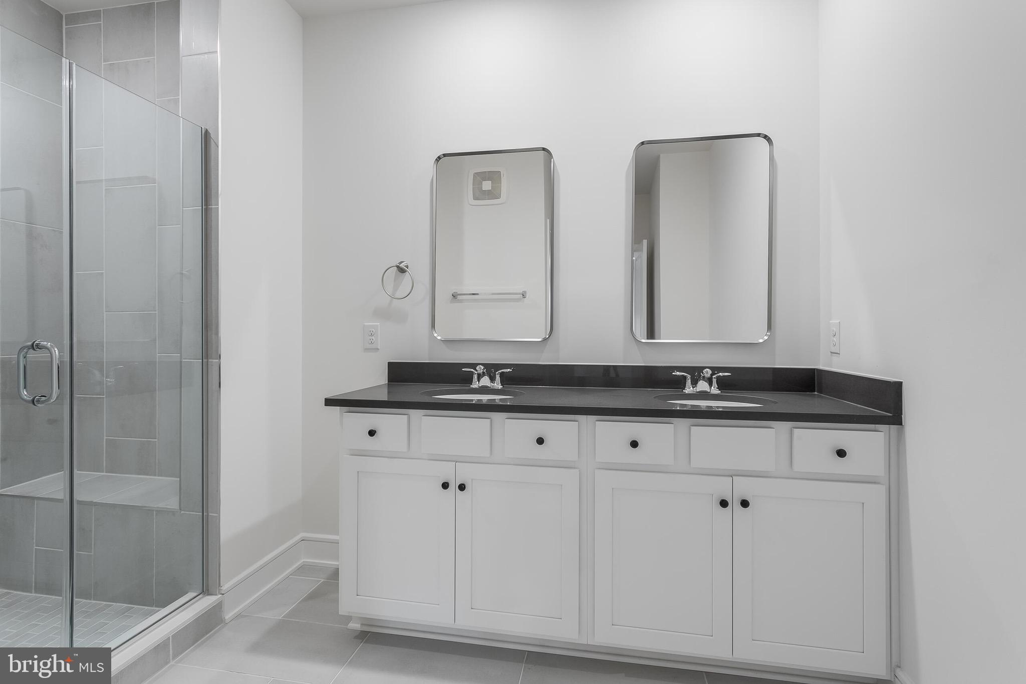 GOOSE CREEK VILLAGE - Residential Lease