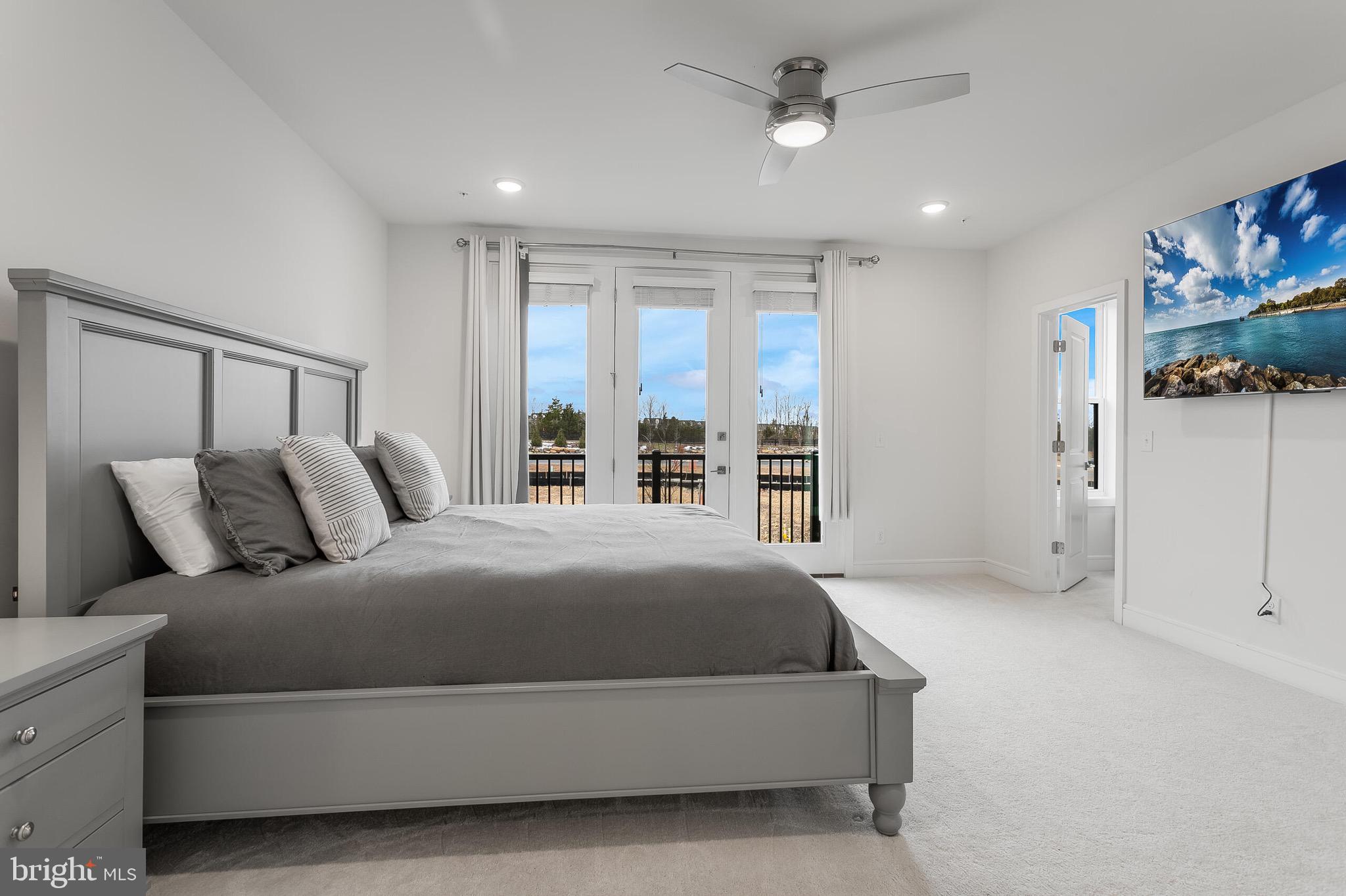 GOOSE CREEK VILLAGE - Residential Lease