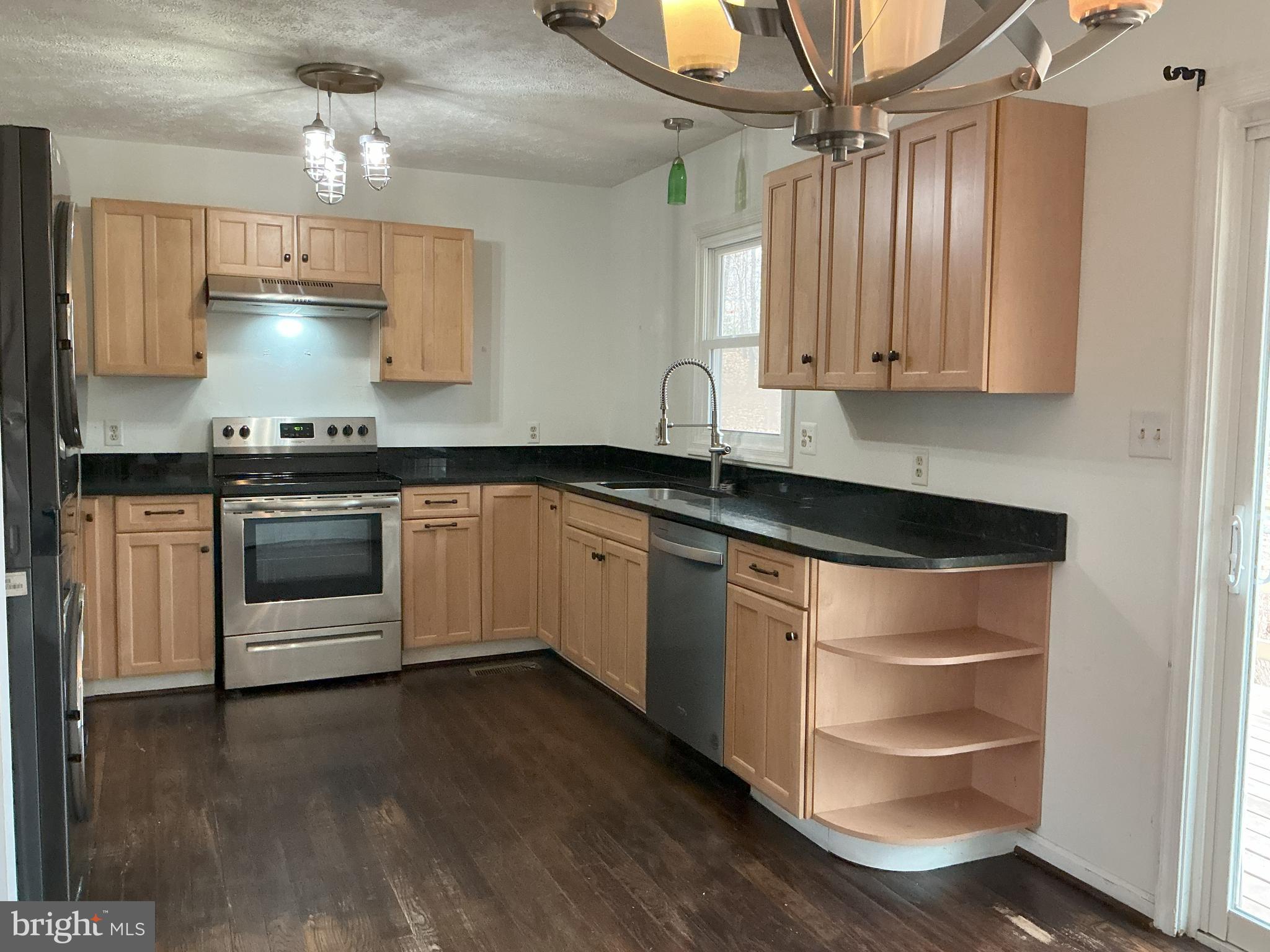 LAKE OF THE WOODS - Residential Lease