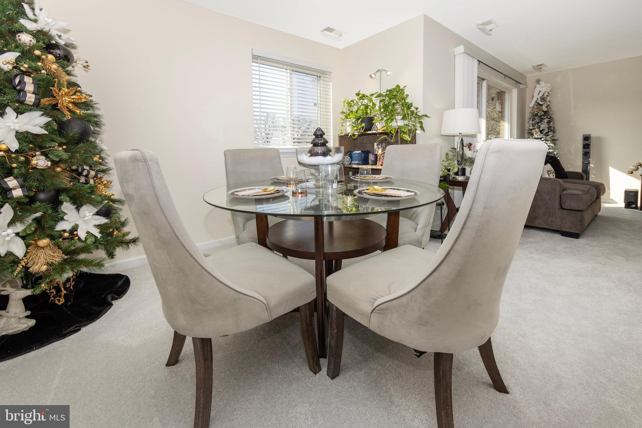 THOMAS CHOICE GARDENS - Residential