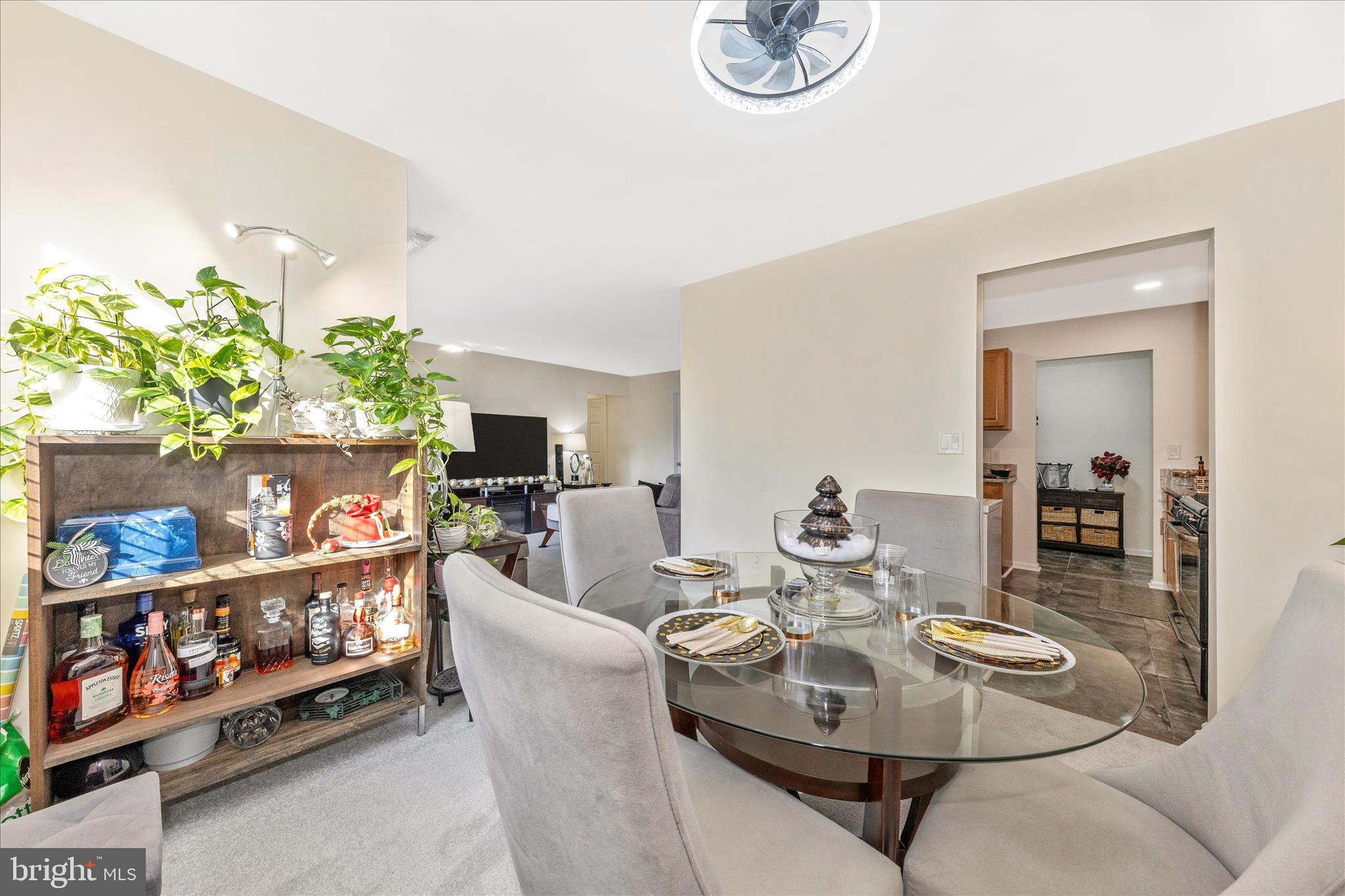 THOMAS CHOICE GARDENS - Residential