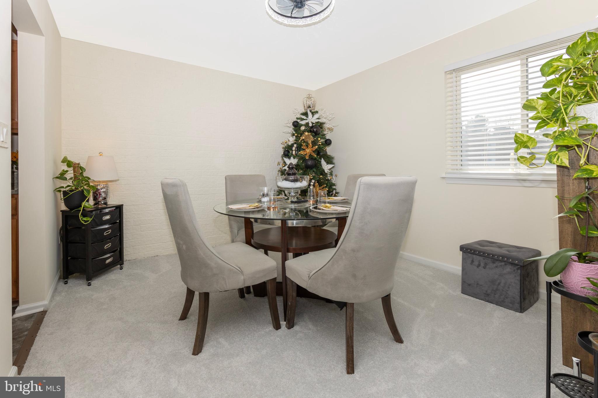 THOMAS CHOICE GARDENS - Residential