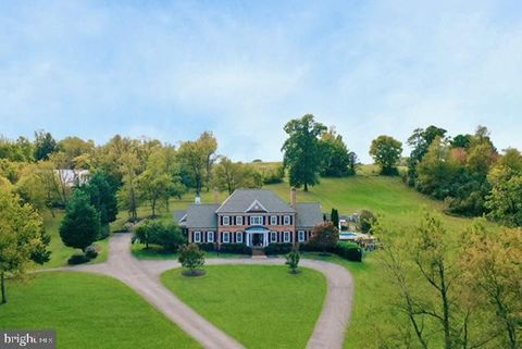 821 APPLE PIE RIDGE ROAD WINCHESTER VA 22603