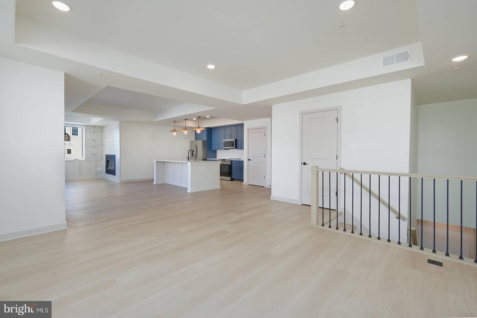 GAMBRILL GLENN - Residential