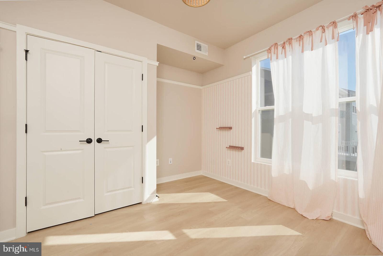 GAMBRILL GLENN - Residential