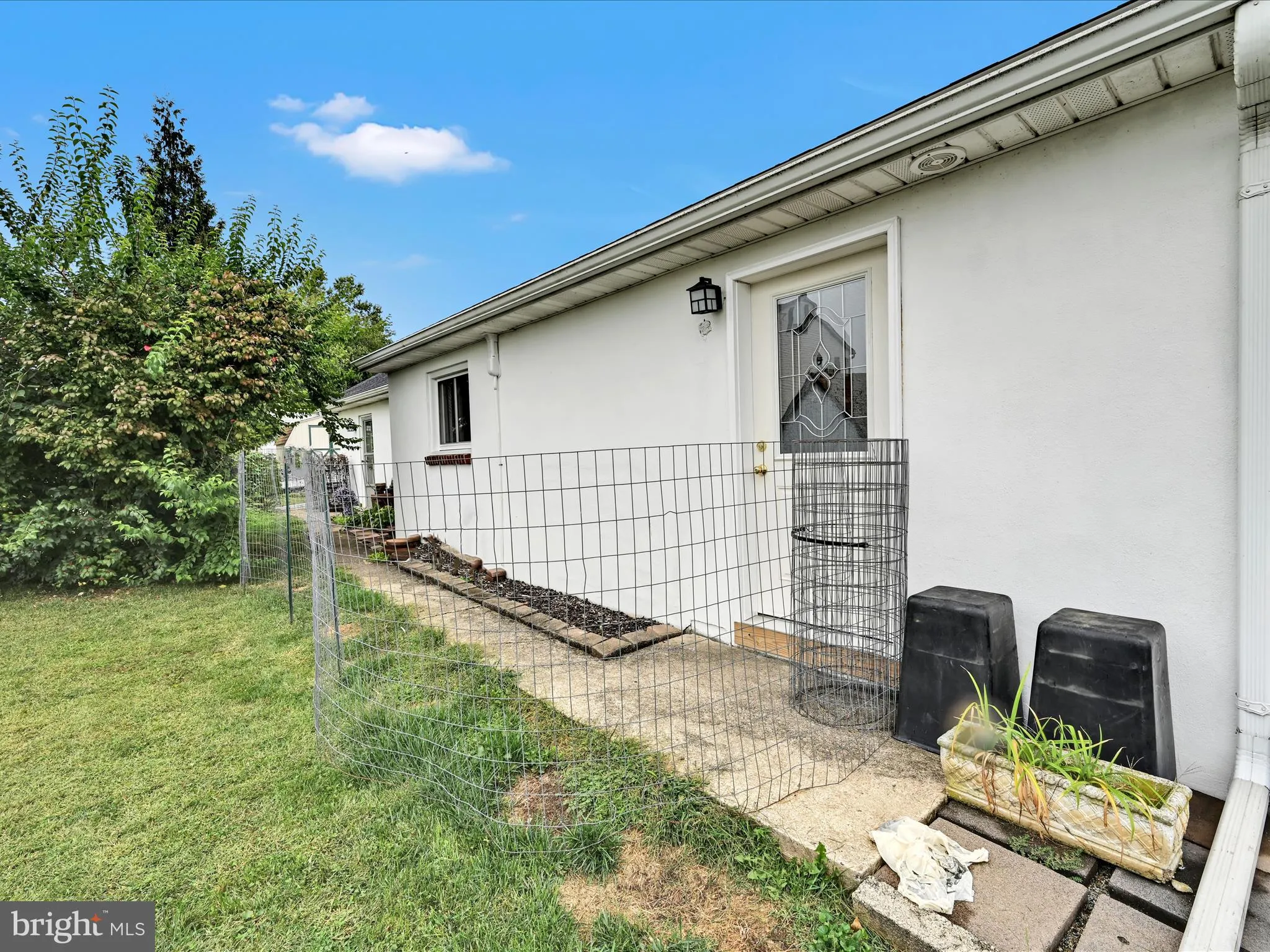 Kinzers, Pennsylvania 17535, United States, 3 Bedrooms Bedrooms, ,2 BathroomsBathrooms,Residential,Active,215282