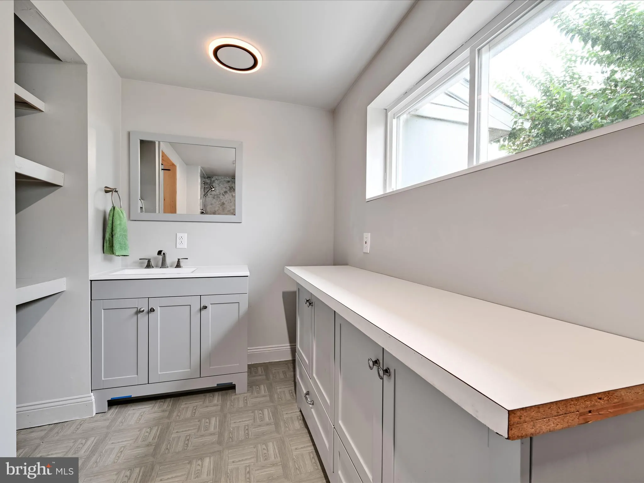 Kinzers, Pennsylvania 17535, United States, 3 Bedrooms Bedrooms, ,2 BathroomsBathrooms,Residential,Active,215282