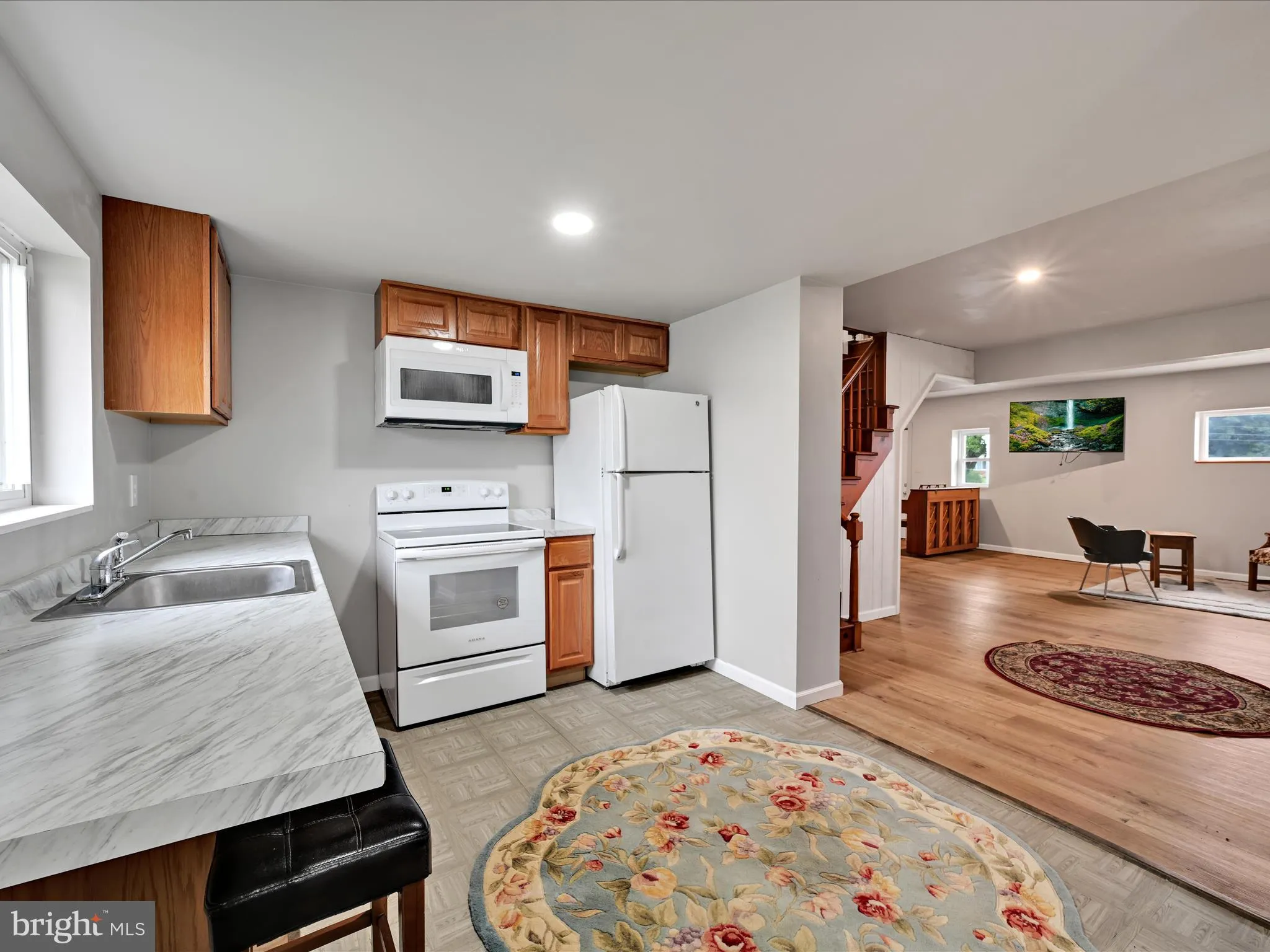 Kinzers, Pennsylvania 17535, United States, 3 Bedrooms Bedrooms, ,2 BathroomsBathrooms,Residential,Active,215282