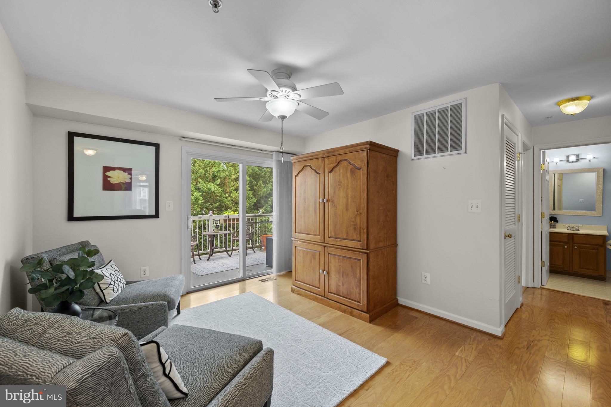 LAKELANDS - Residential