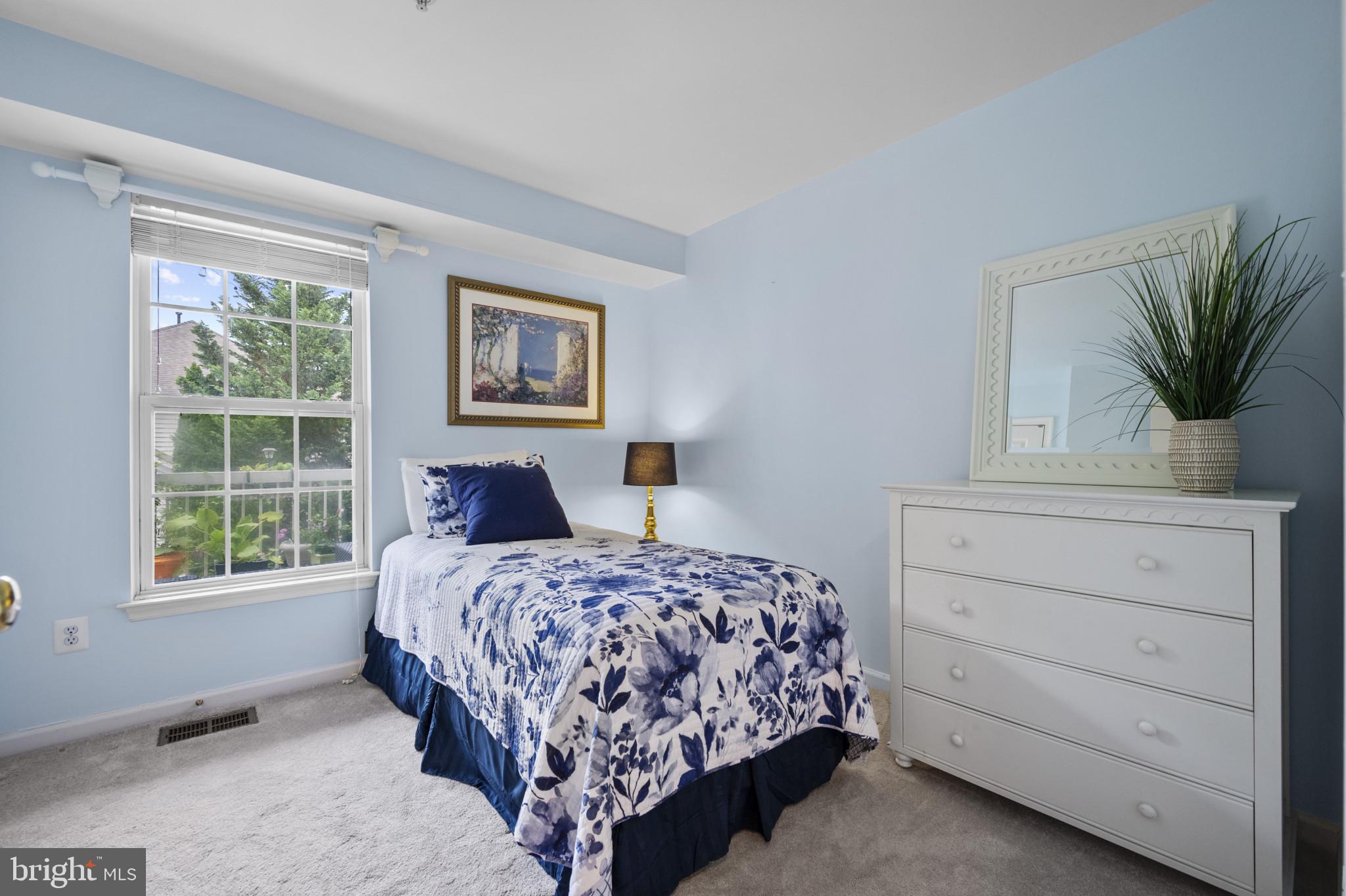 LAKELANDS - Residential