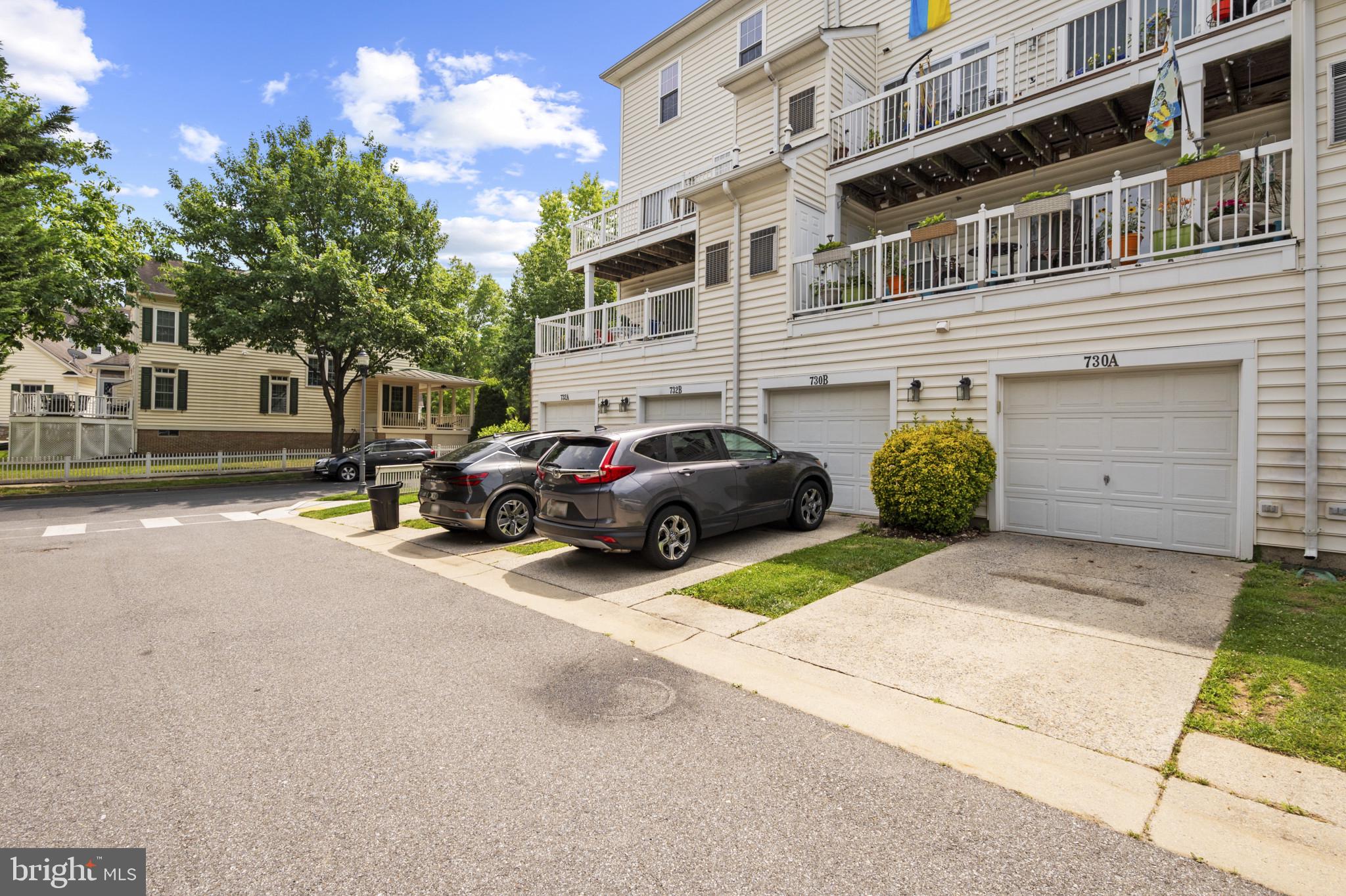 LAKELANDS - Residential