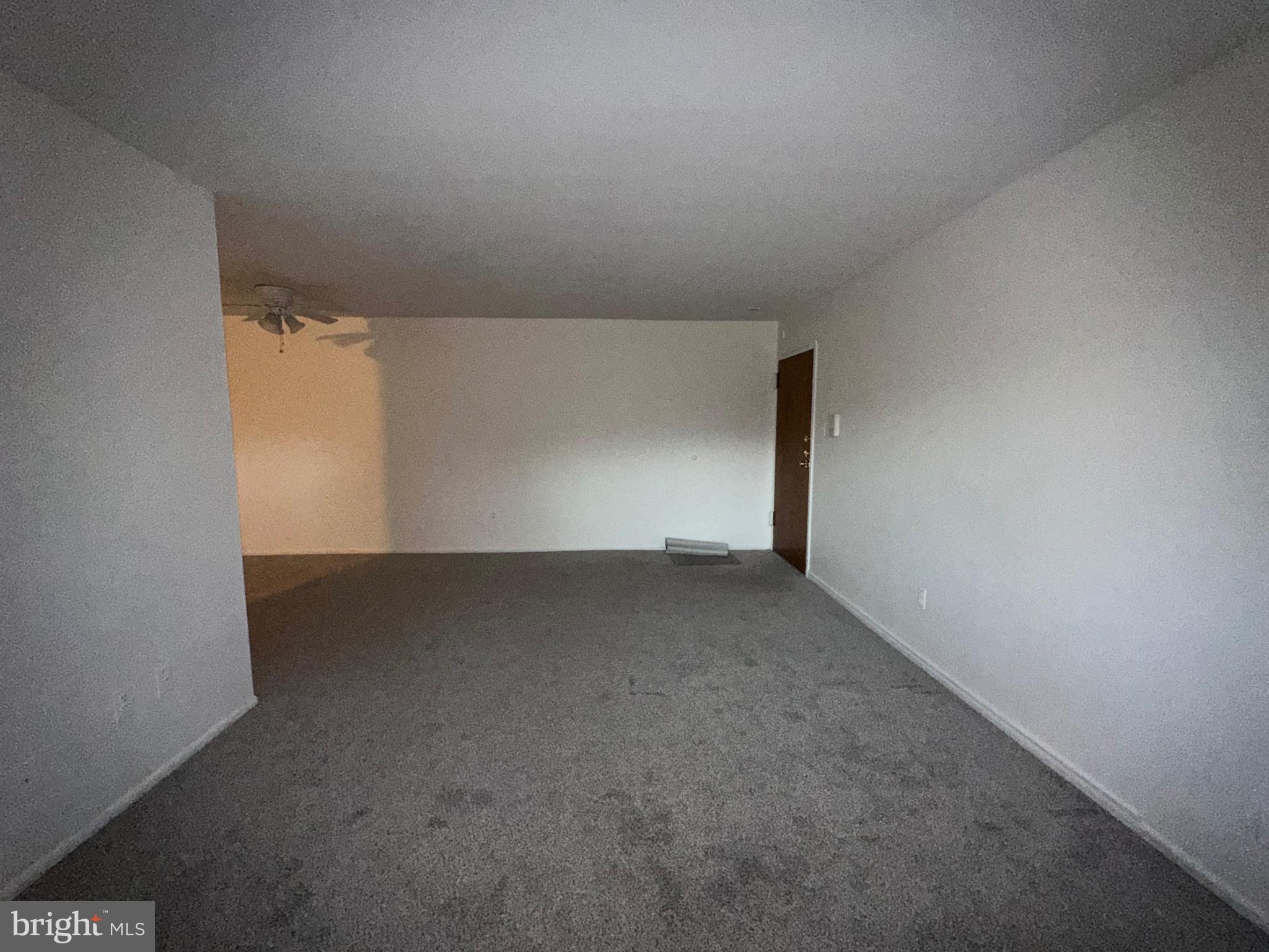 9921 BUSTLETON AVENUE 00 R10