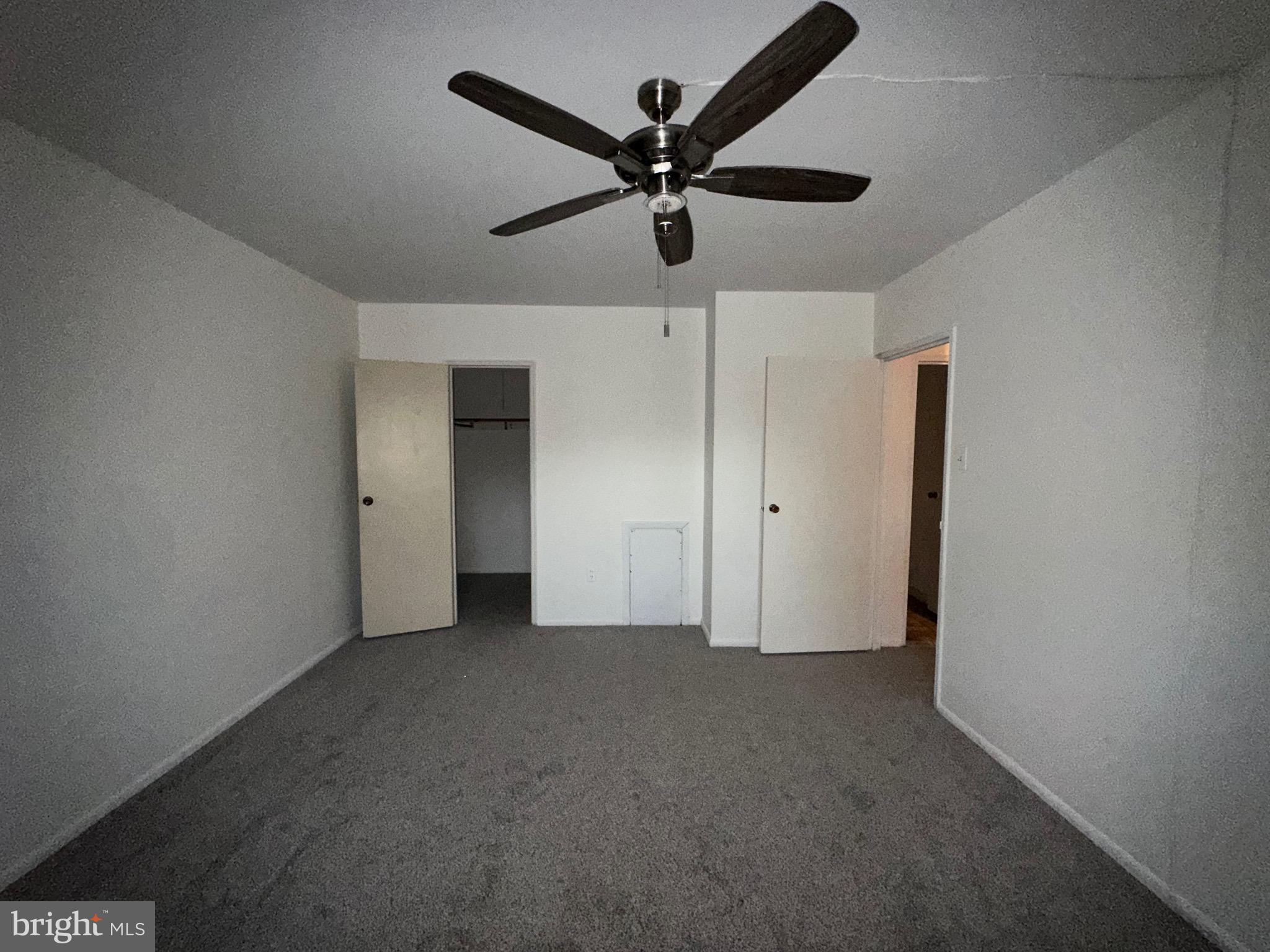 9921 BUSTLETON AVENUE 00 R10