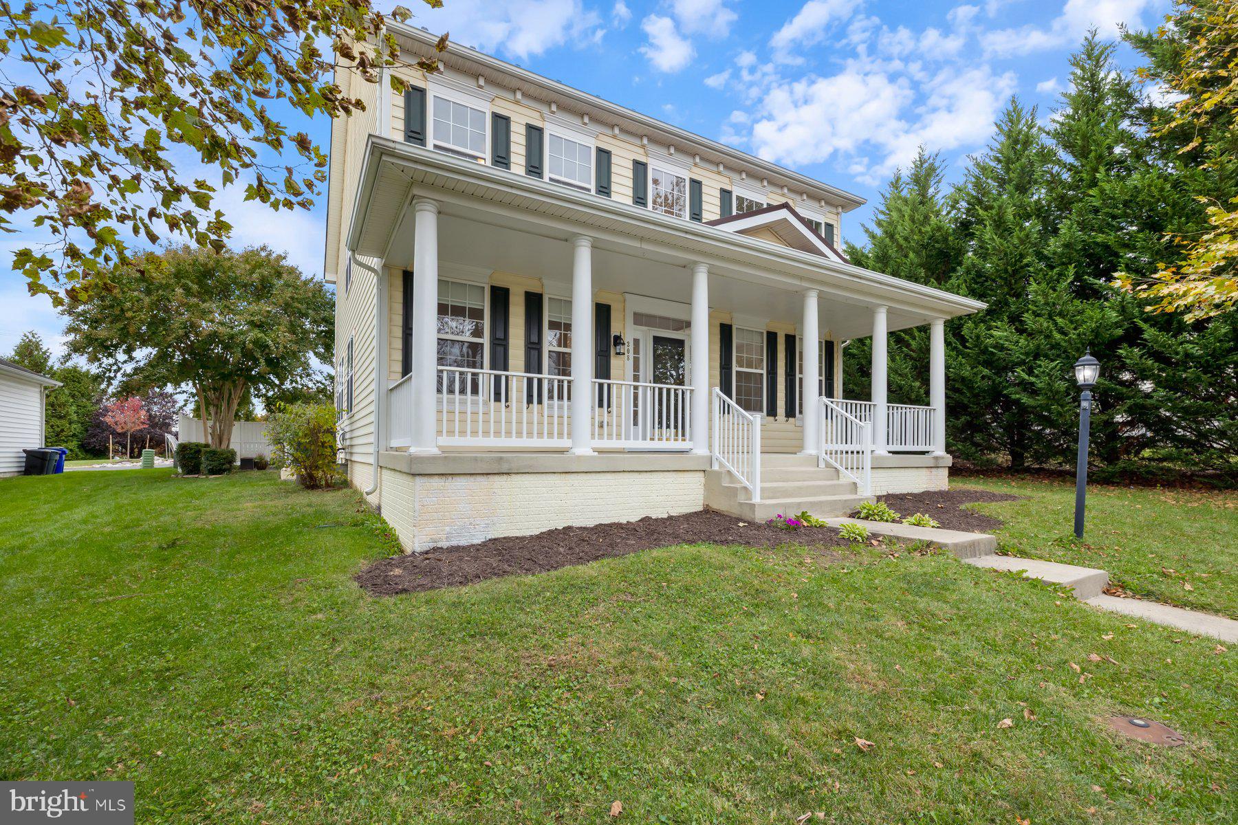 BRINKLEY MANOR - Residential