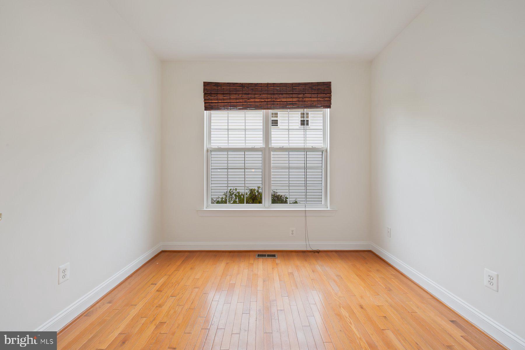 BRINKLEY MANOR - Residential