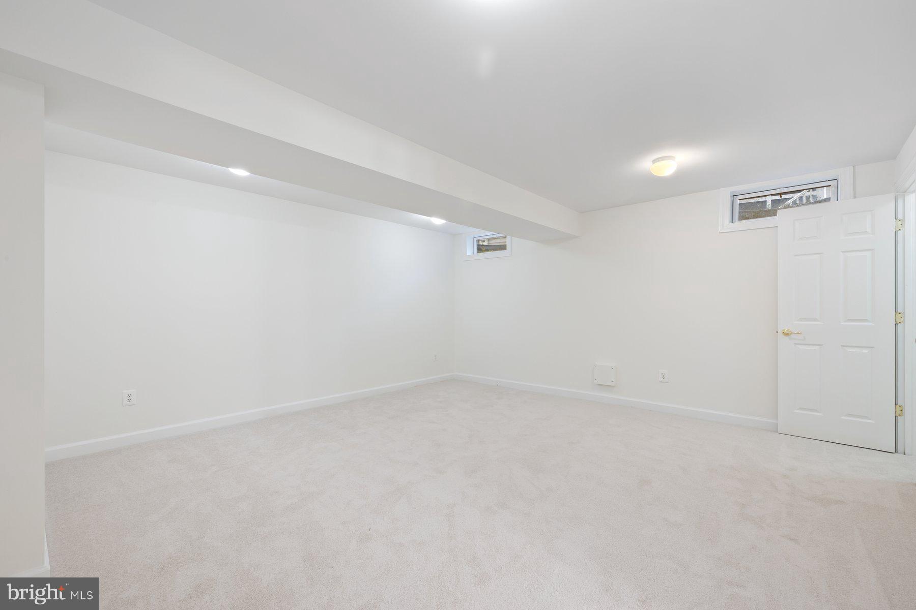 BRINKLEY MANOR - Residential