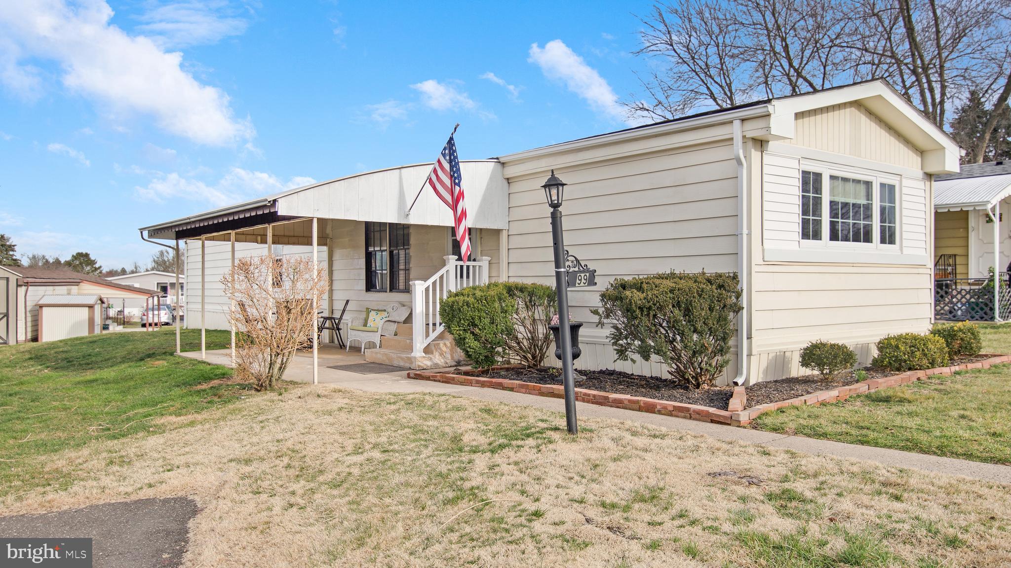 NESHAMINY FALLS - Residential