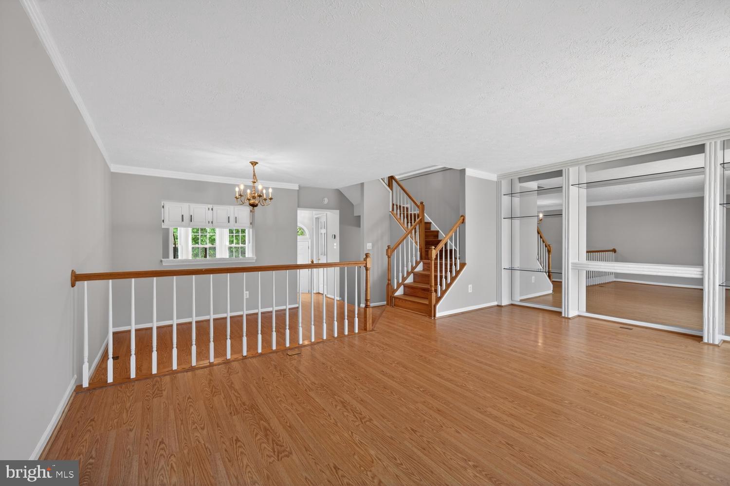 WINDING RIDGE - Residential