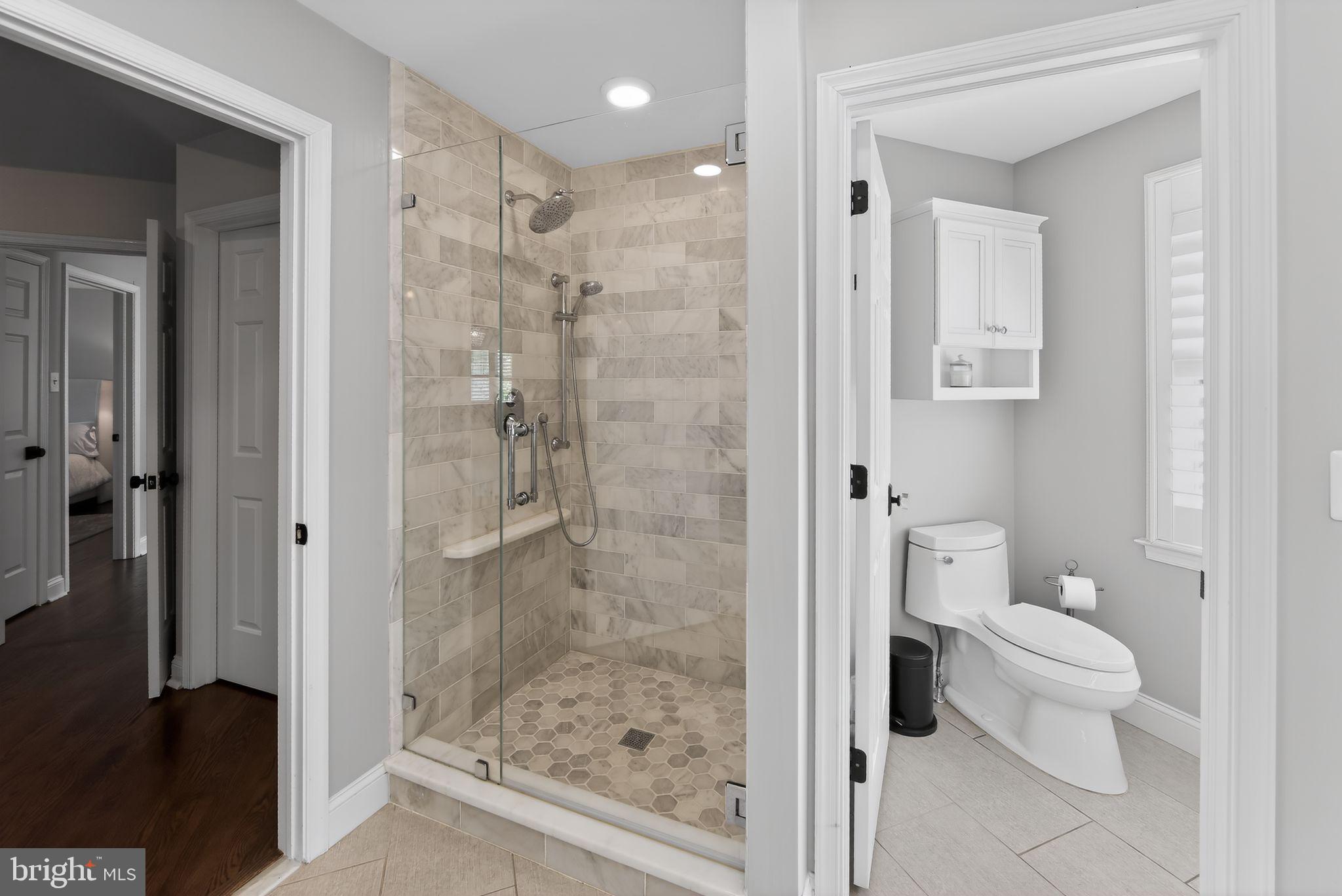 OAKWOOD - Residential