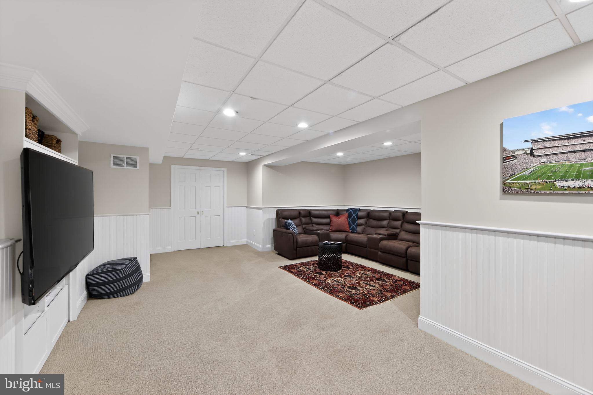 OAKWOOD - Residential