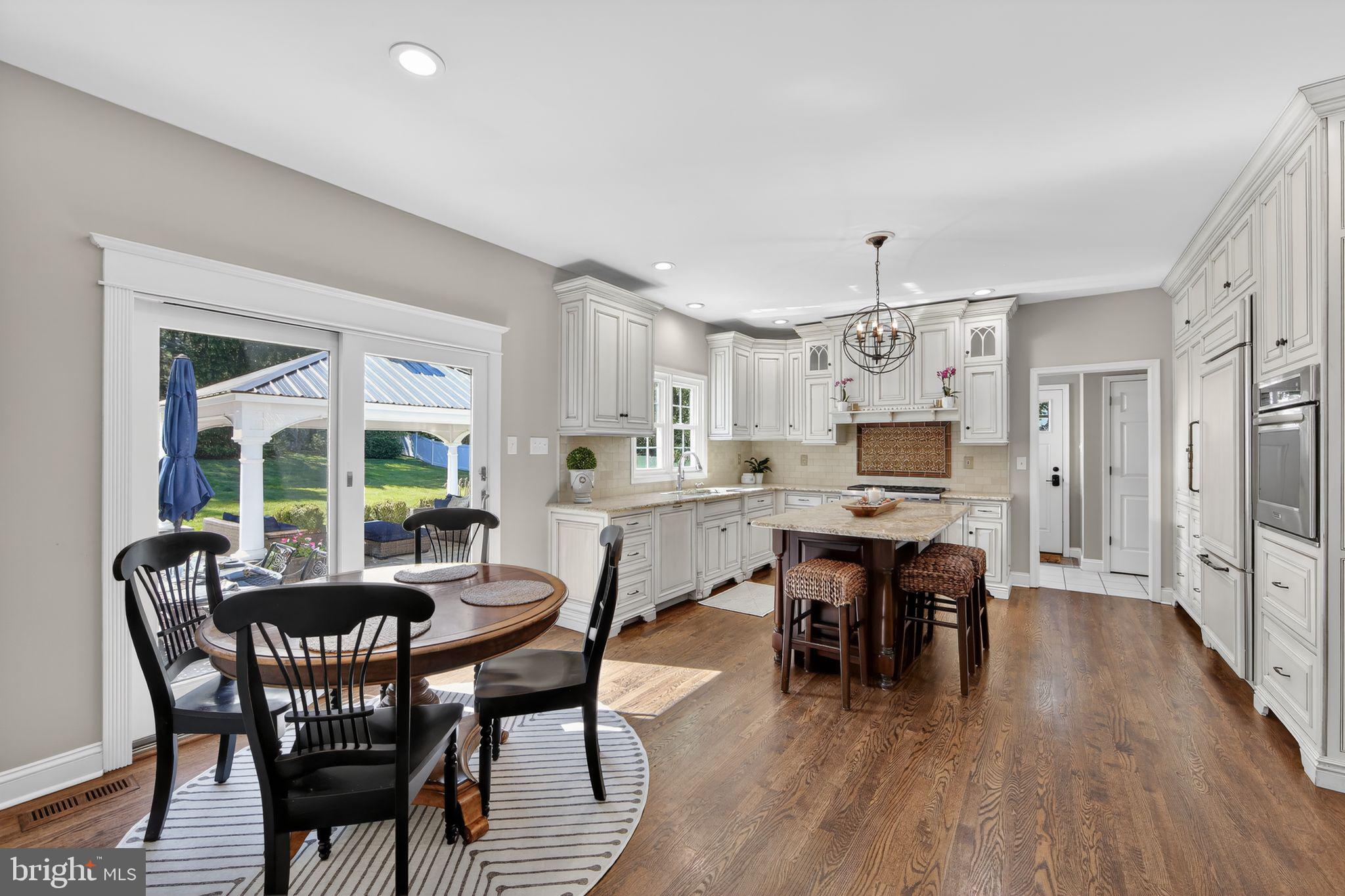 OAKWOOD - Residential