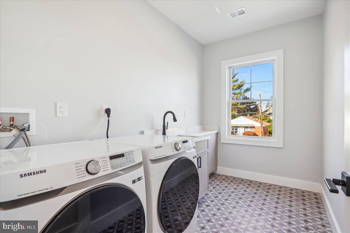 MARYMOUNT - Residential