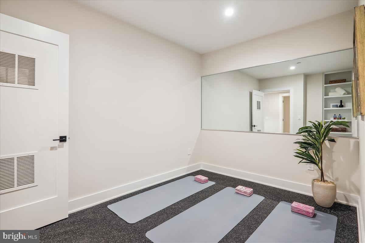 MARYMOUNT - Residential