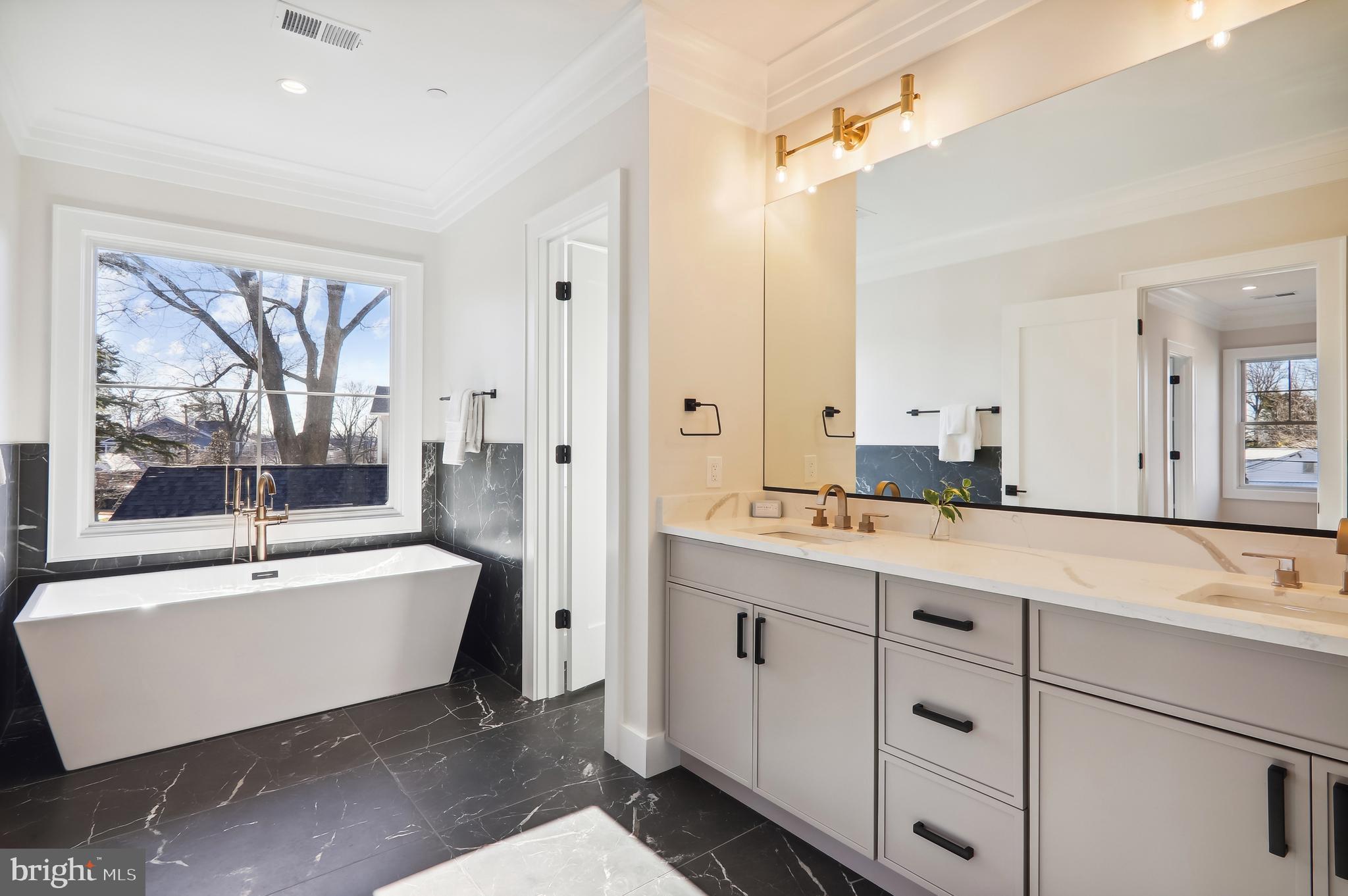 MARYMOUNT - Residential