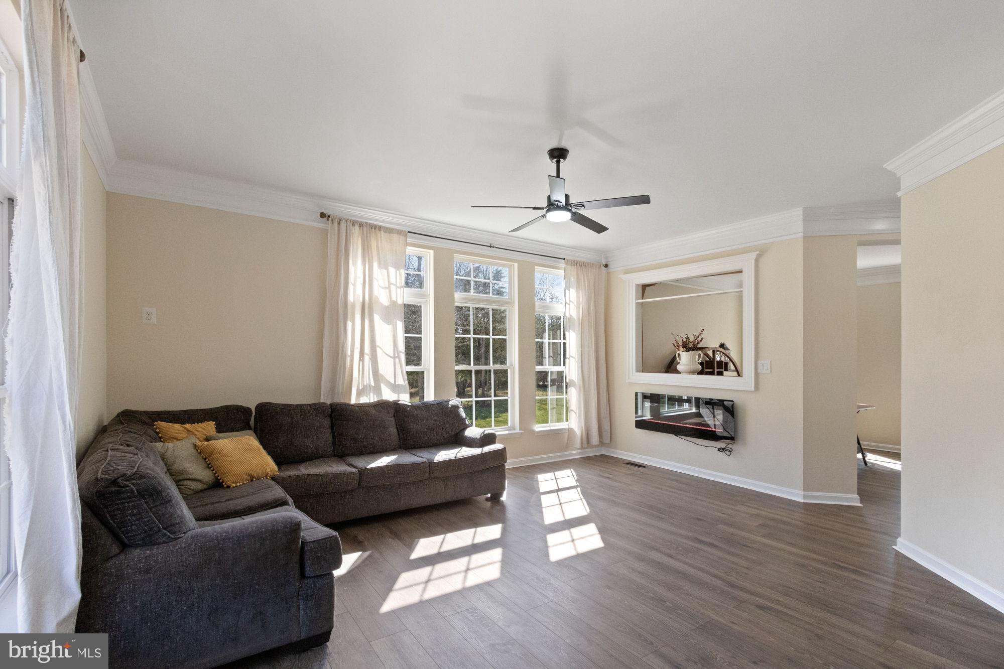 LOGAN HEIGHTS - Residential