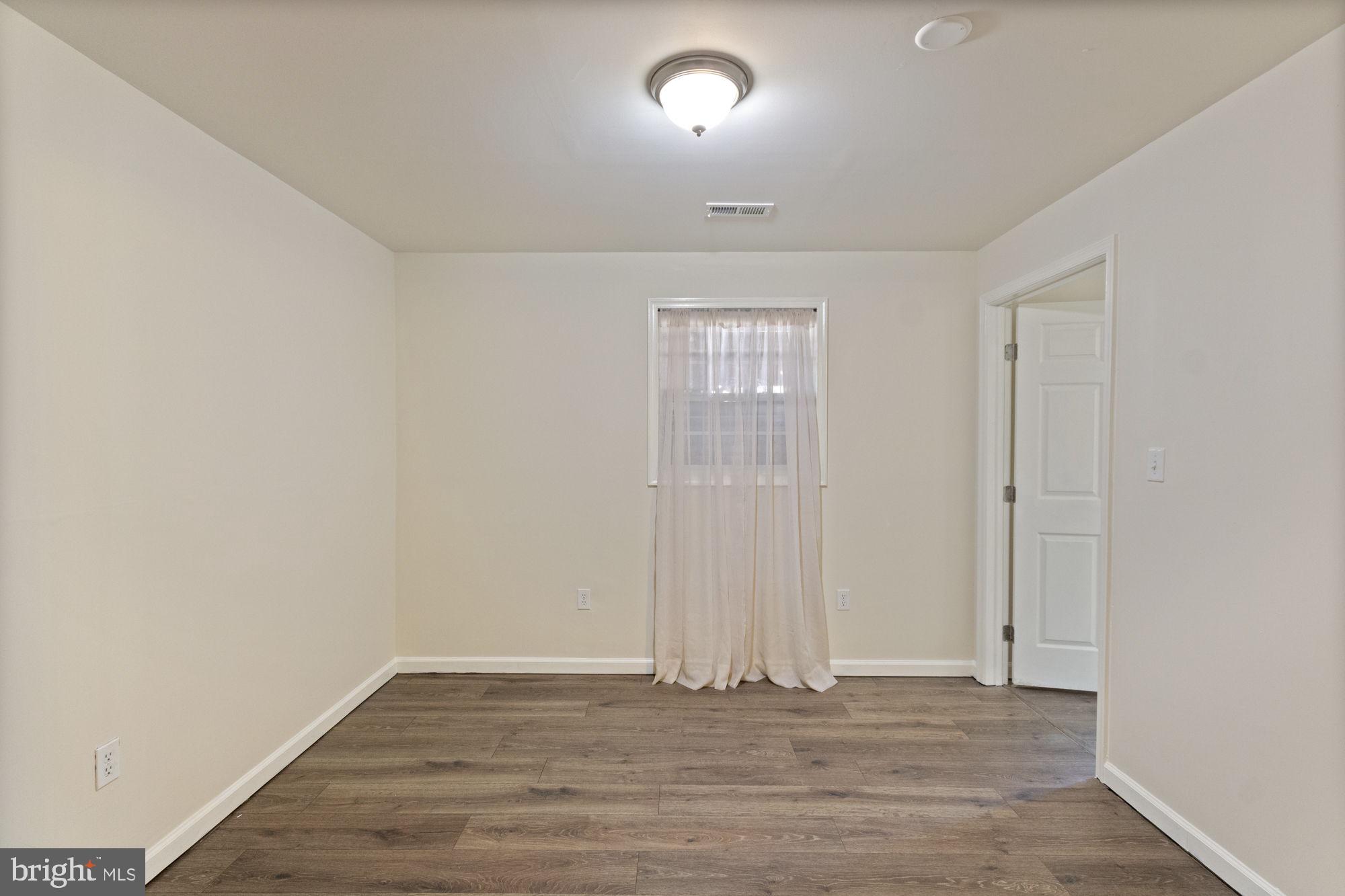 LOGAN HEIGHTS - Residential