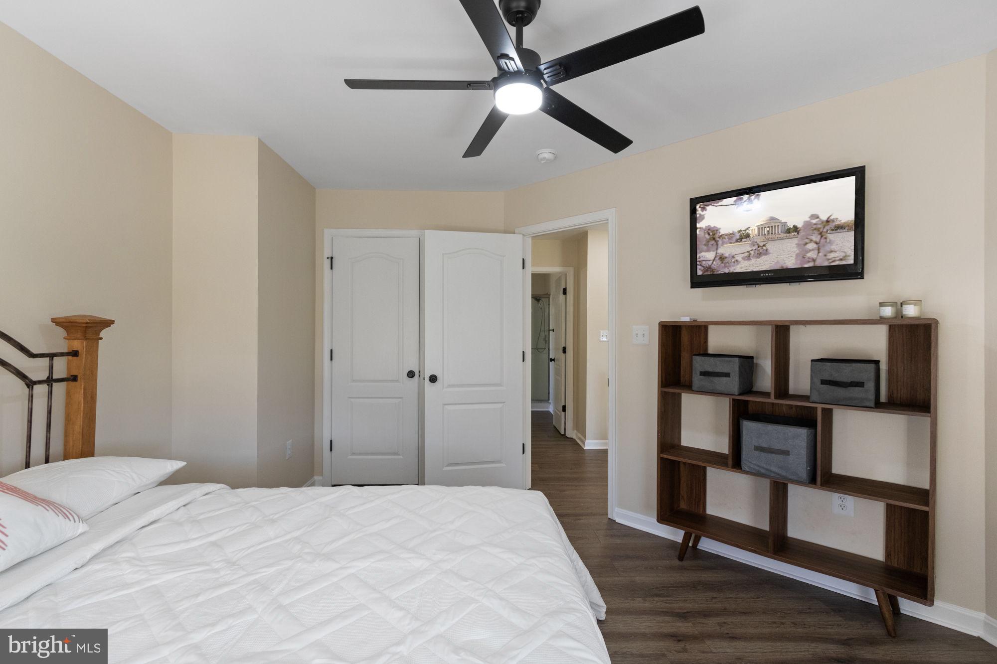 LOGAN HEIGHTS - Residential