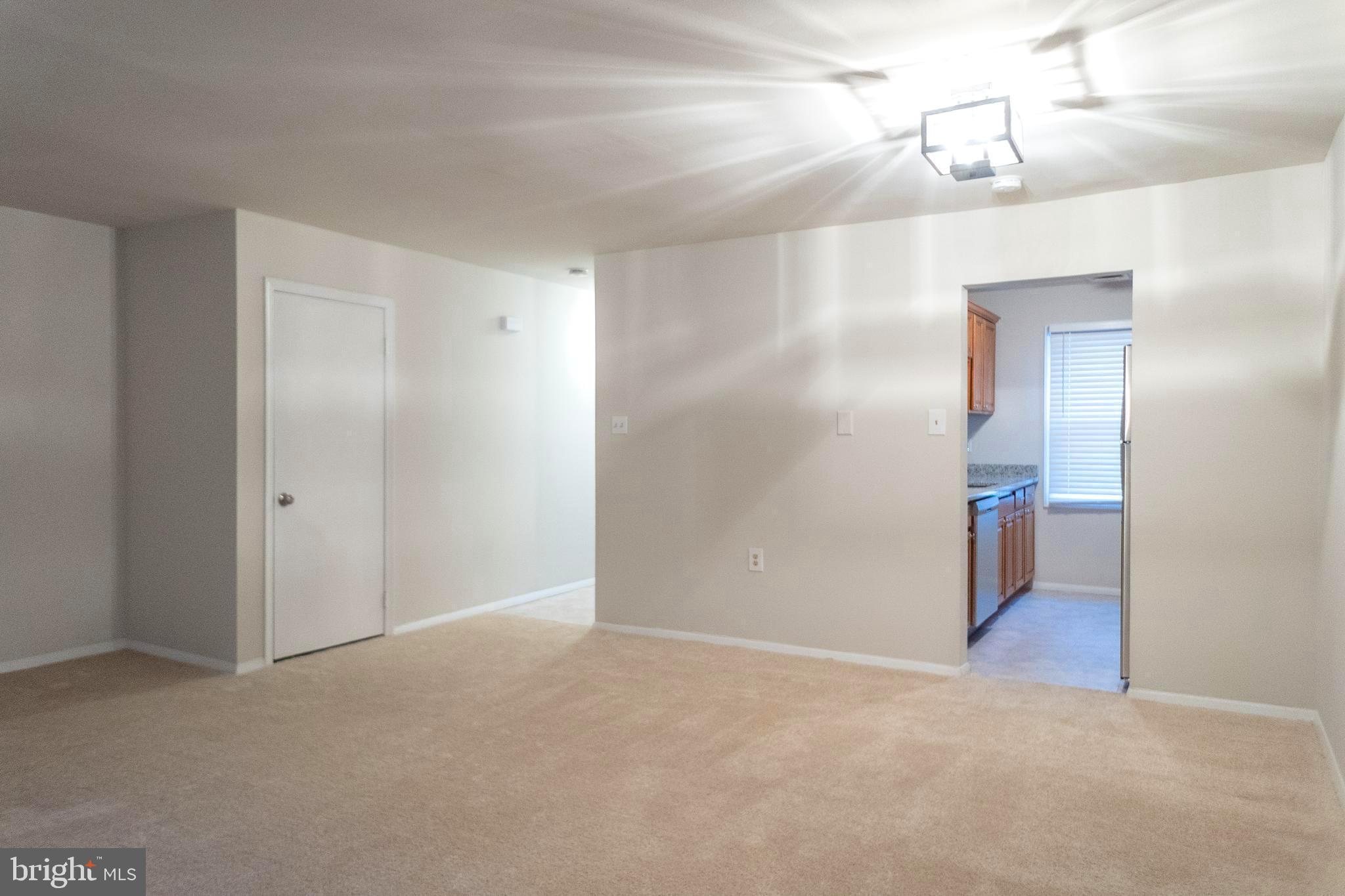 ROCK SPRING - Residential Lease