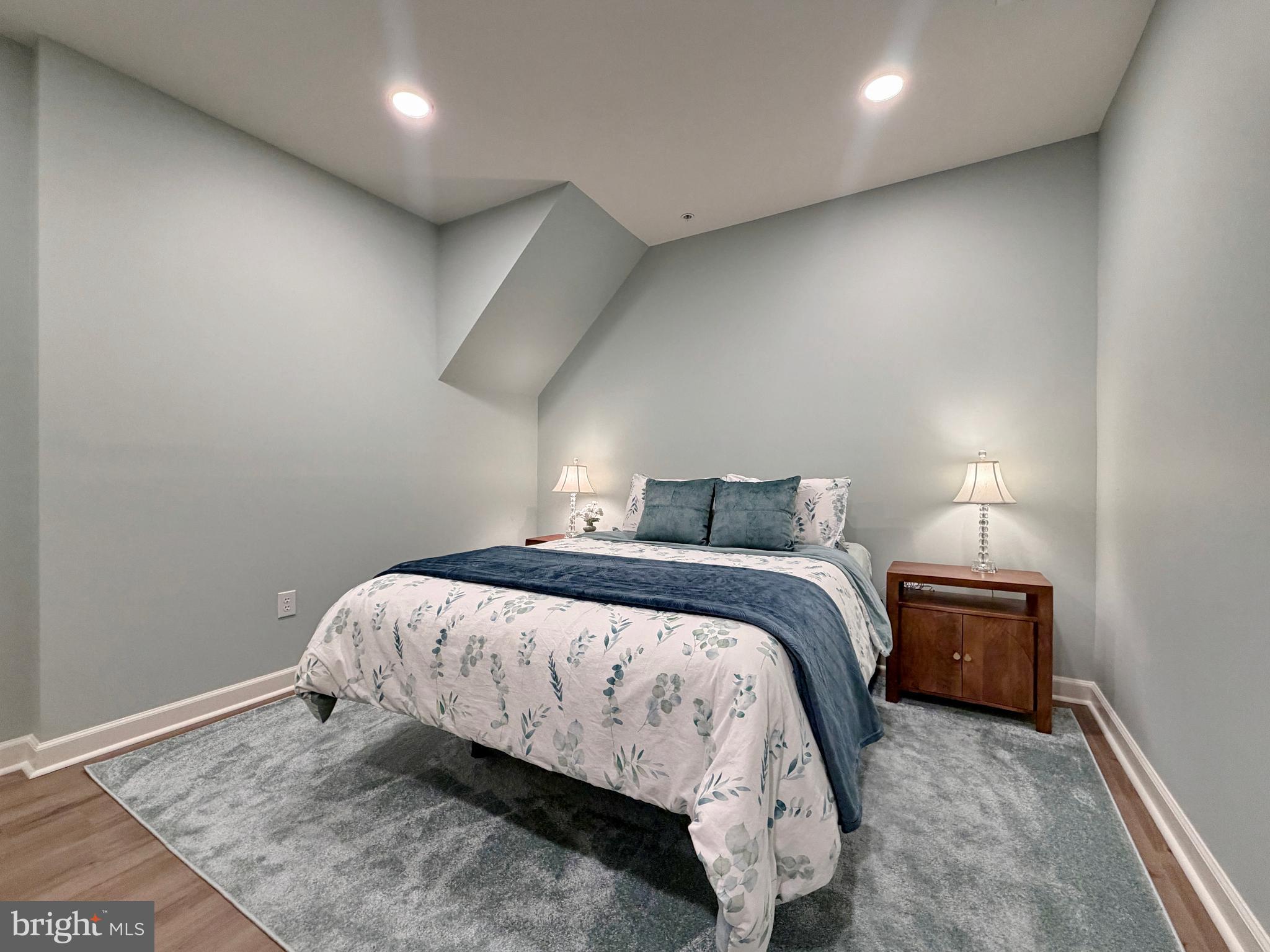 THE VILLAGES OF STEEPLECHASE - Residential