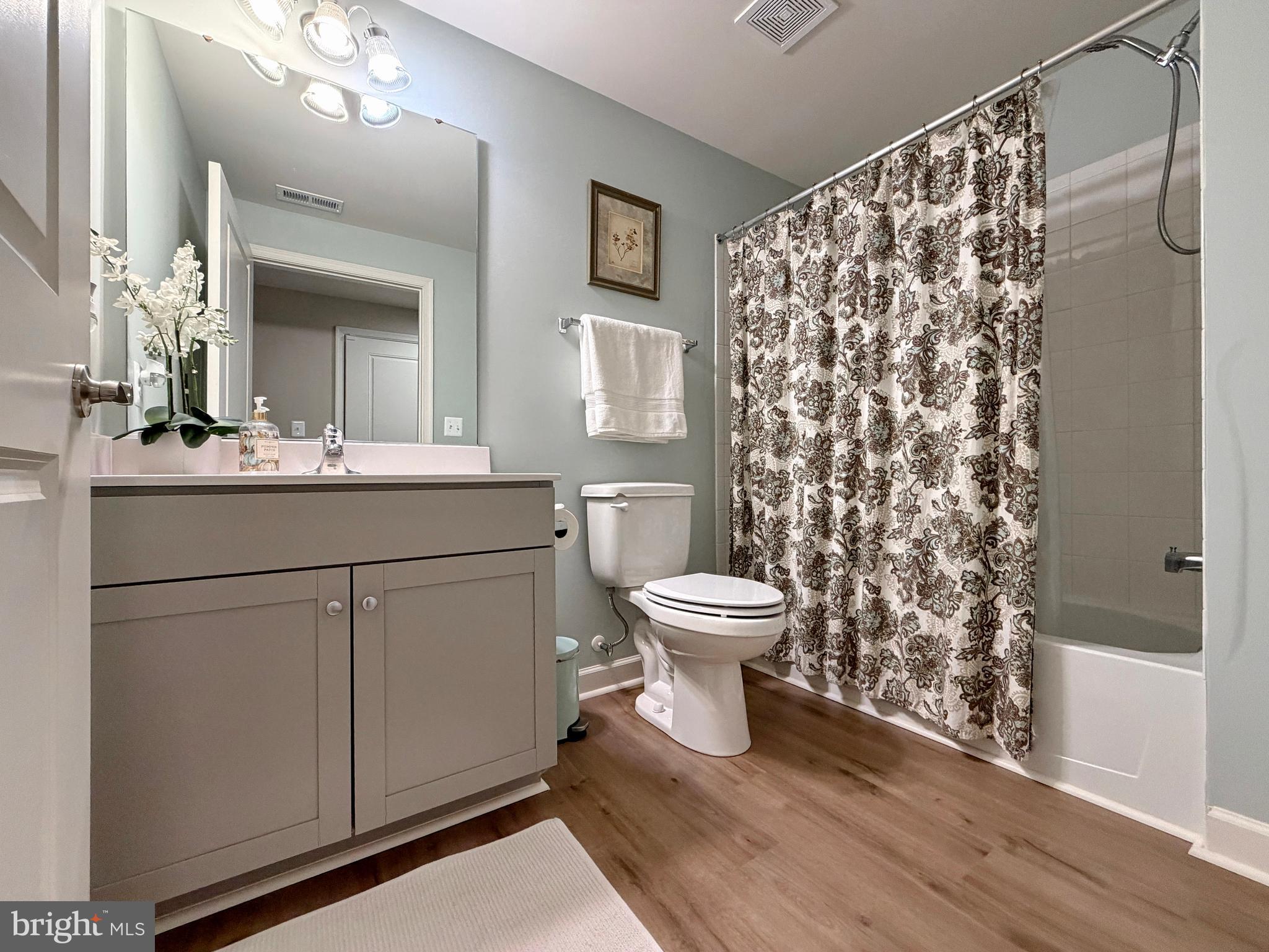 THE VILLAGES OF STEEPLECHASE - Residential